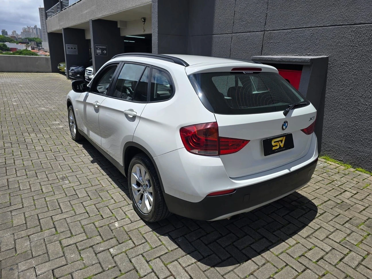 BMW X1
