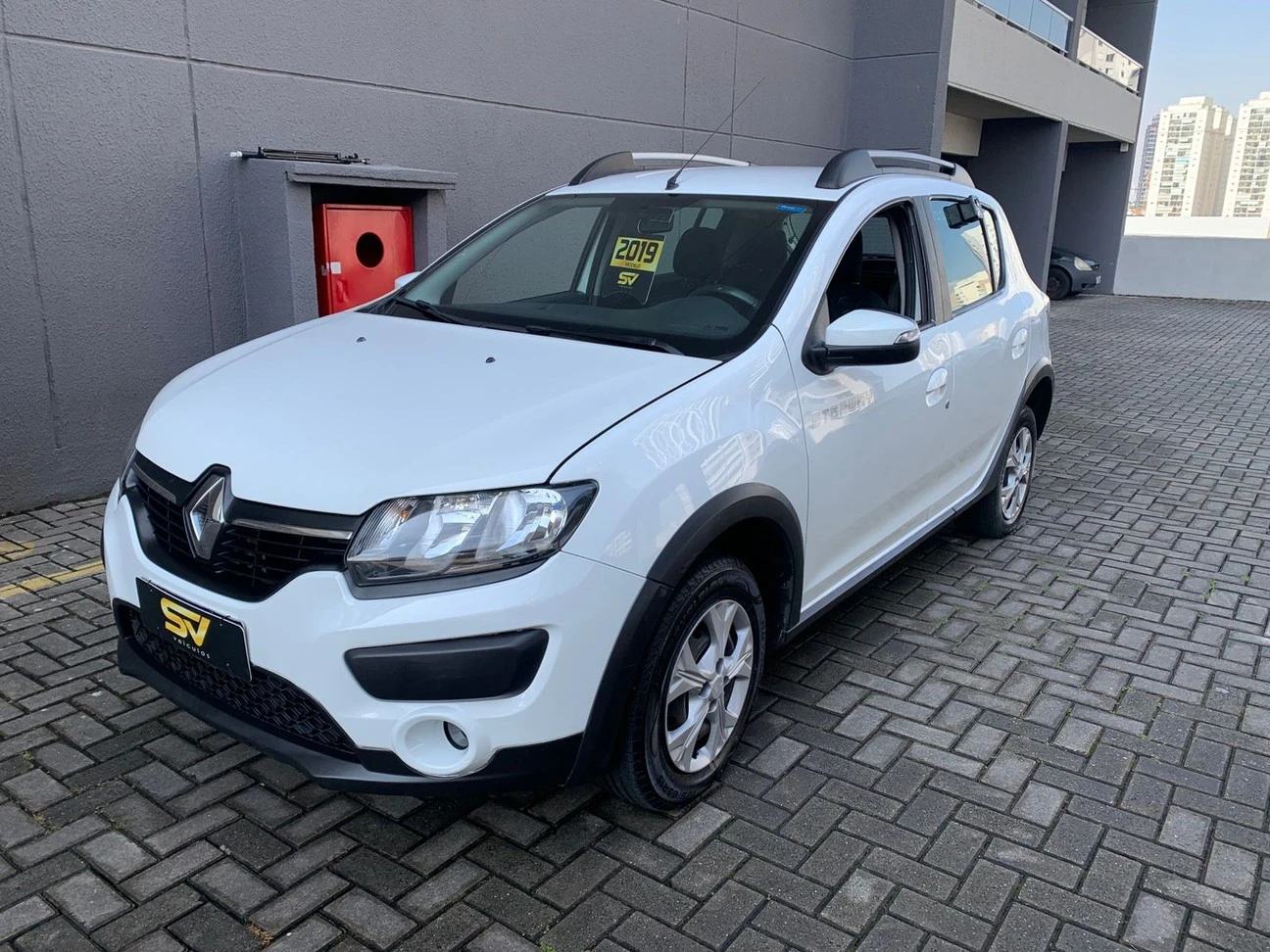 RENAULT SANDERO