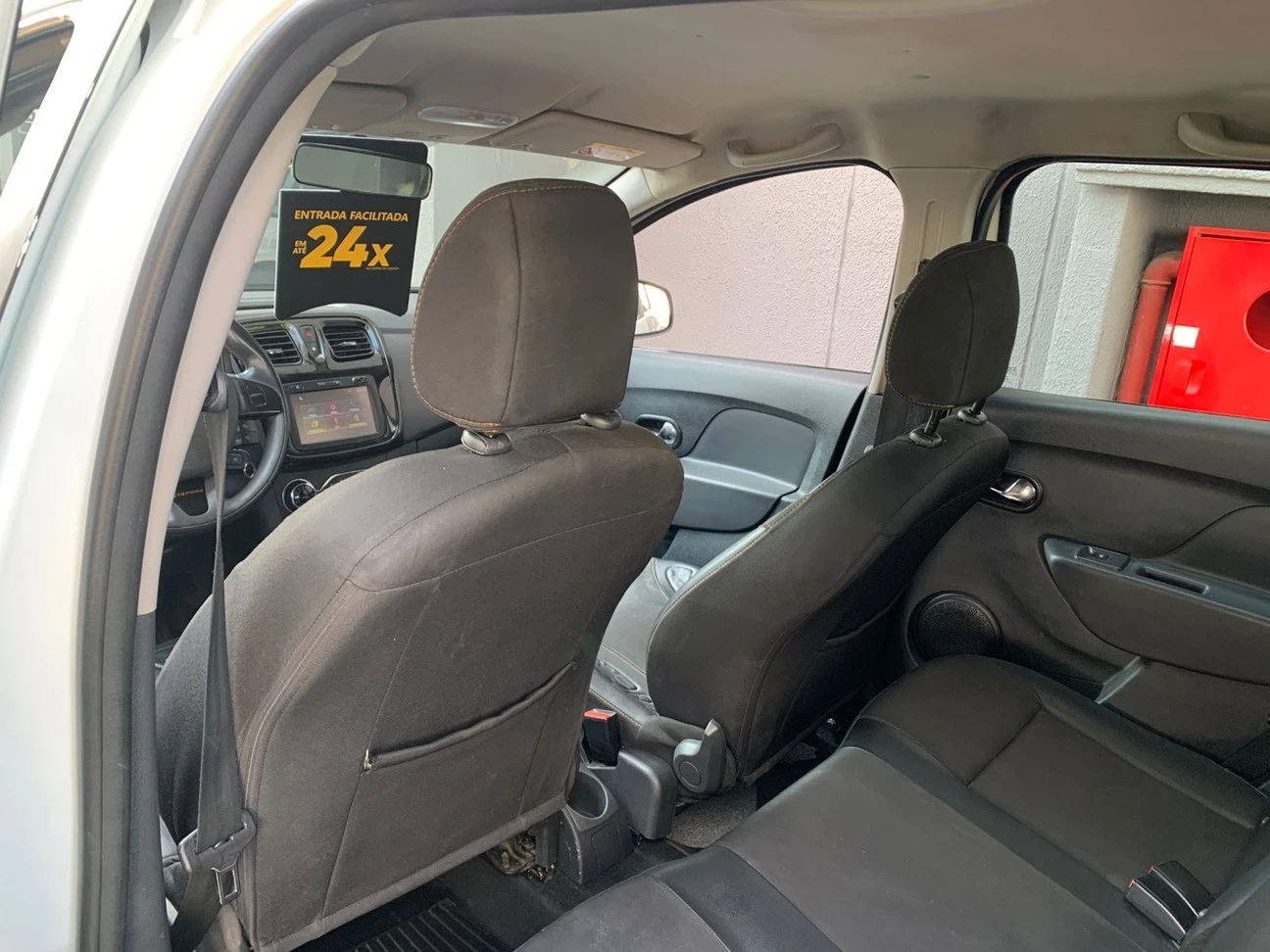 RENAULT SANDERO