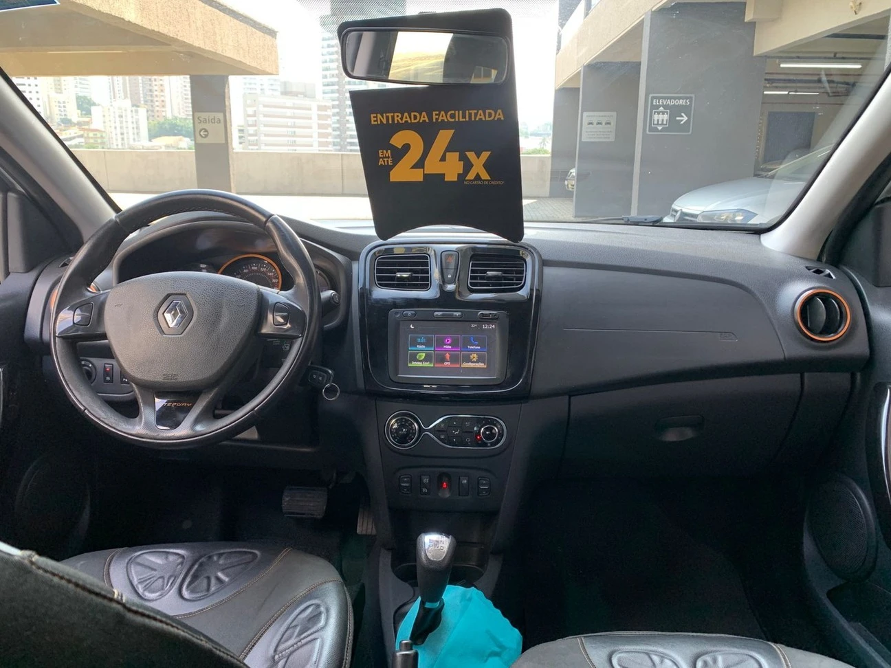 RENAULT SANDERO