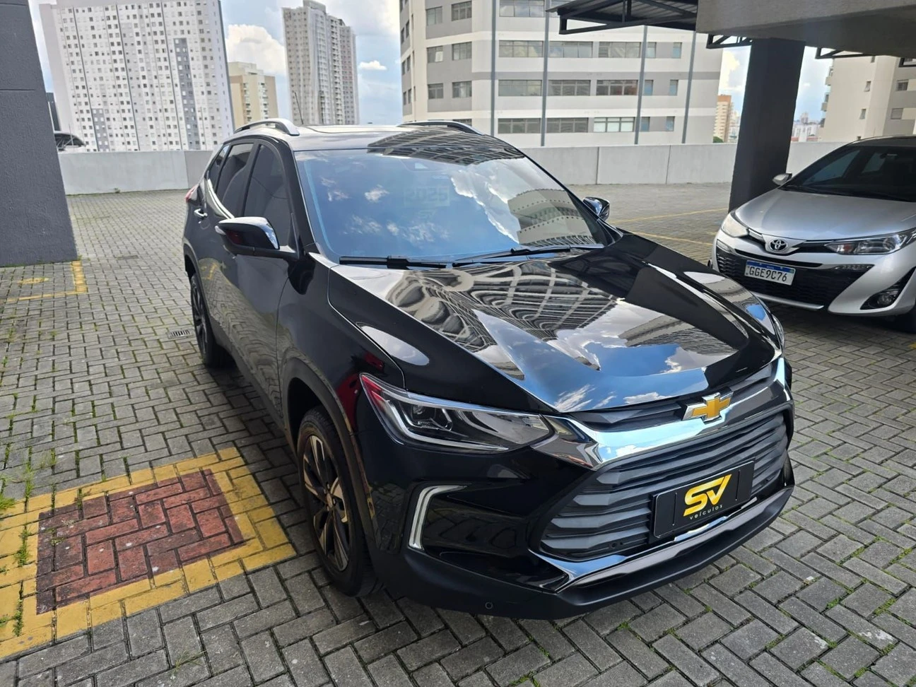 CHEVROLET TRACKER