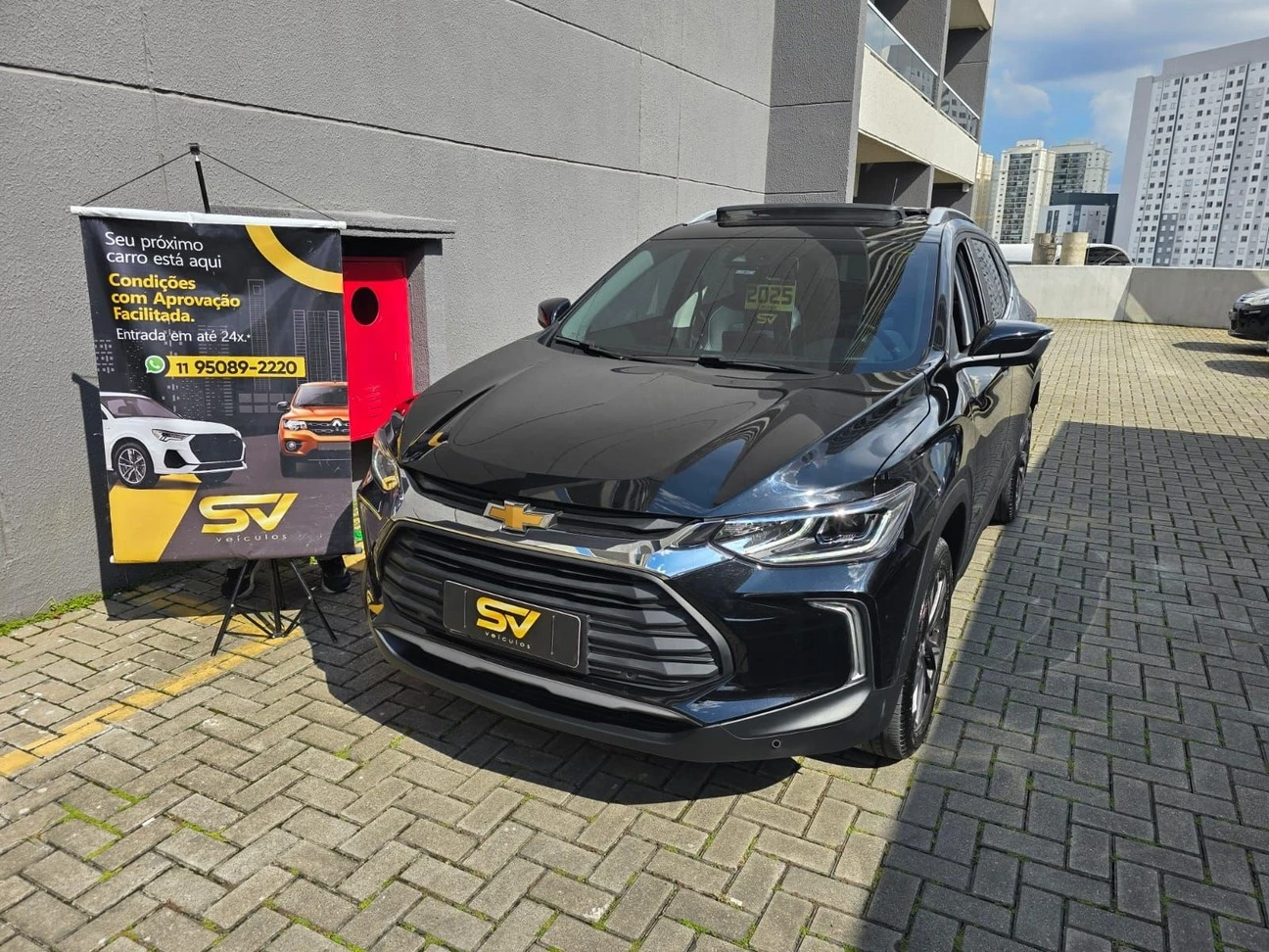 CHEVROLET TRACKER