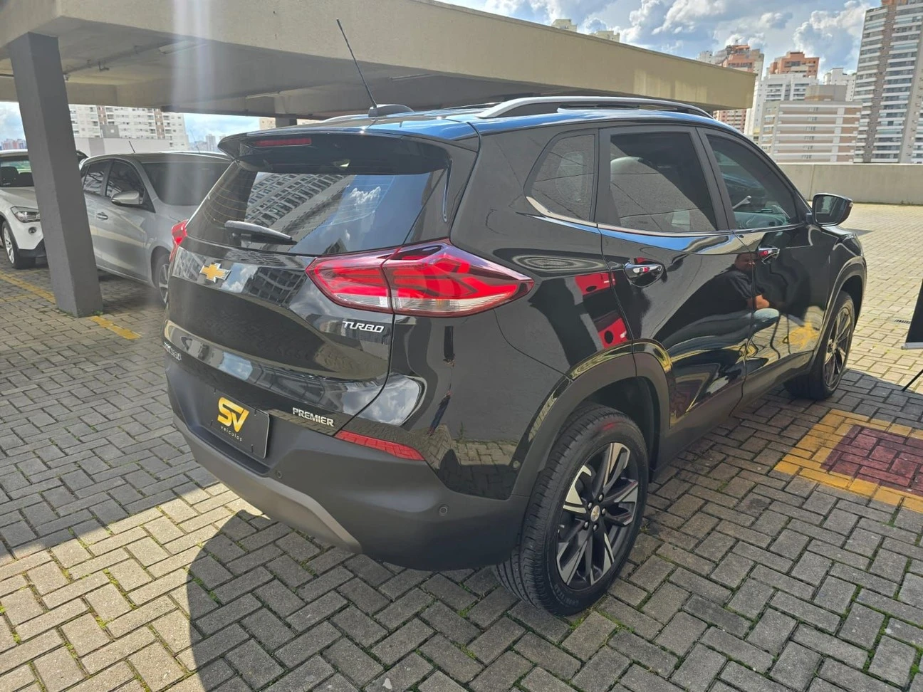 CHEVROLET TRACKER