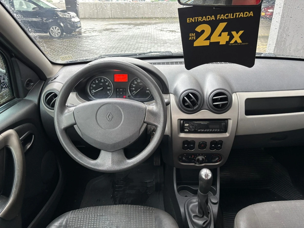 RENAULT SANDERO
