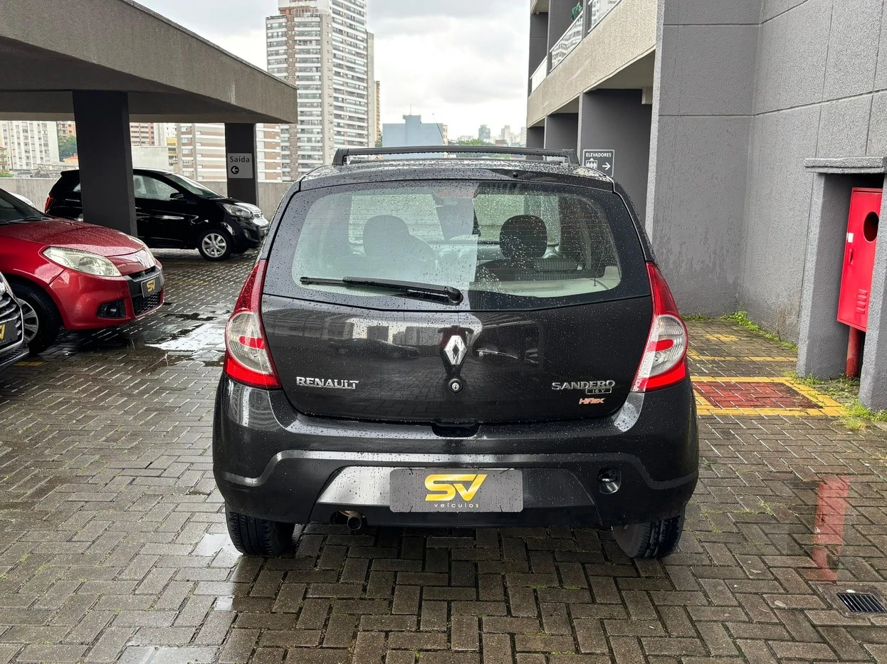 RENAULT SANDERO