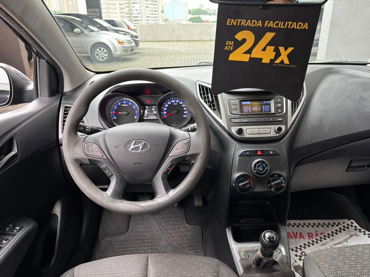 HYUNDAI HB20
