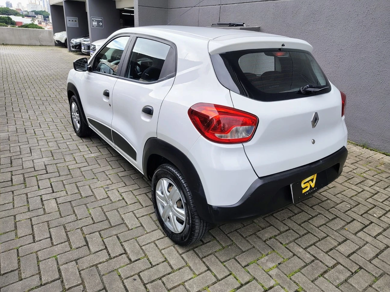 RENAULT KWID