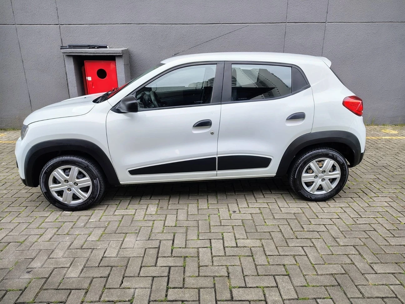 RENAULT KWID