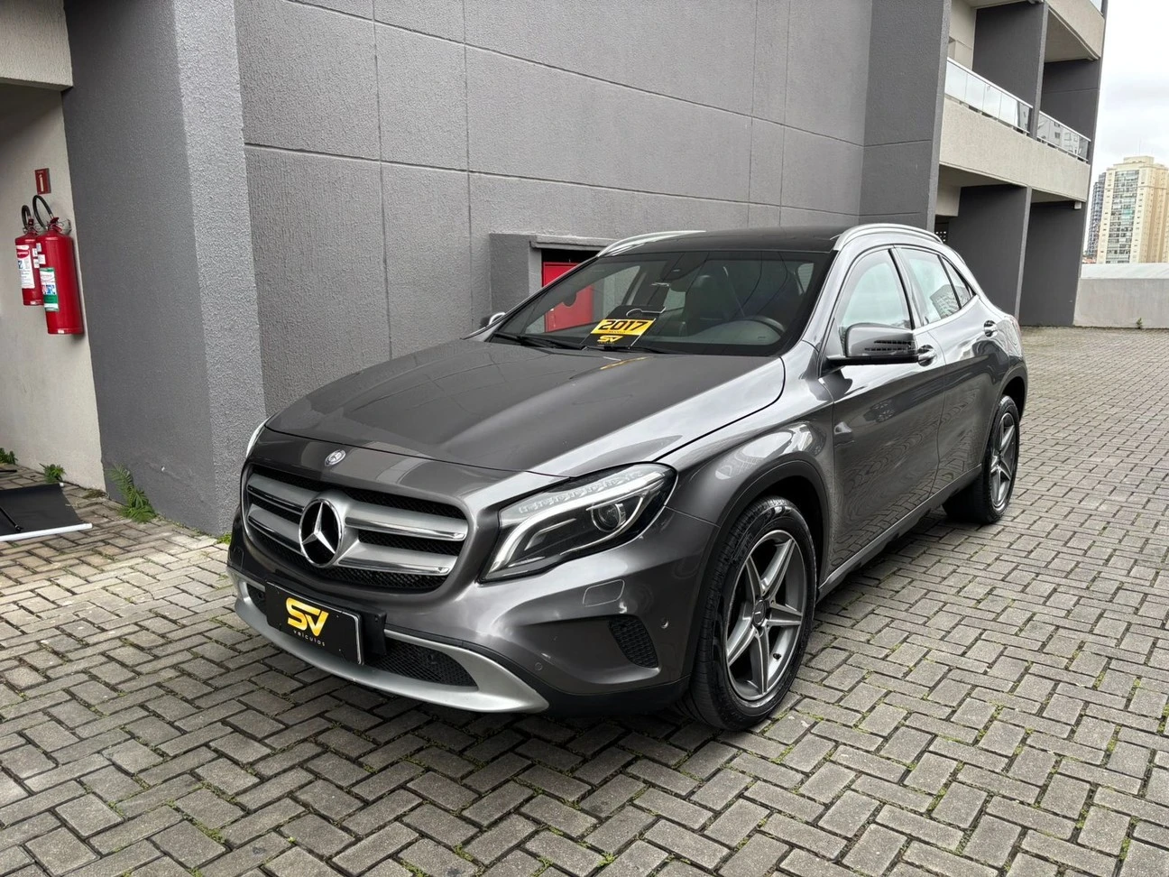 MERCEDES-BENZ GLA 250