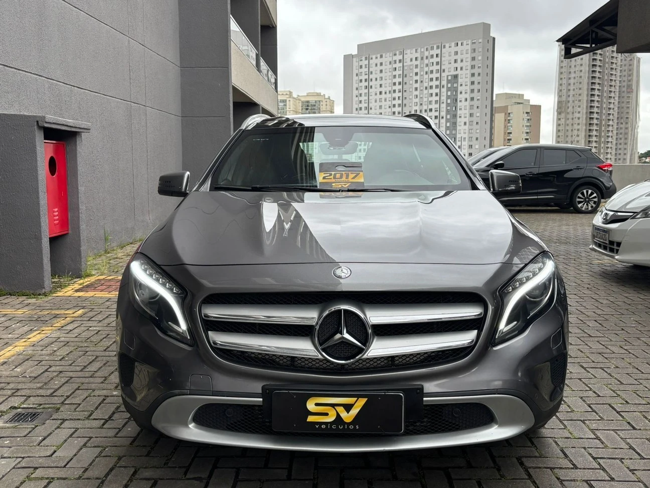 MERCEDES-BENZ GLA 250