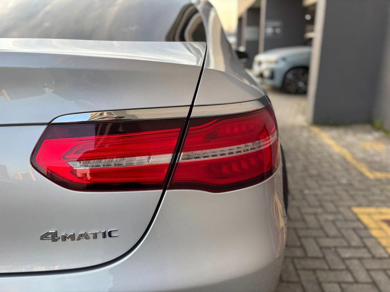 MERCEDES-BENZ GLC 250