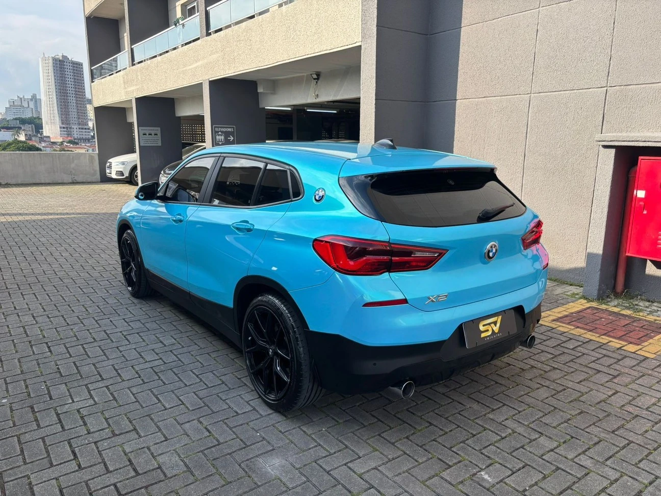 BMW X2