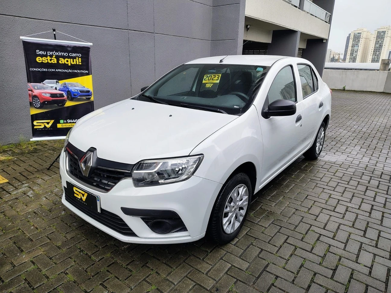 RENAULT LOGAN