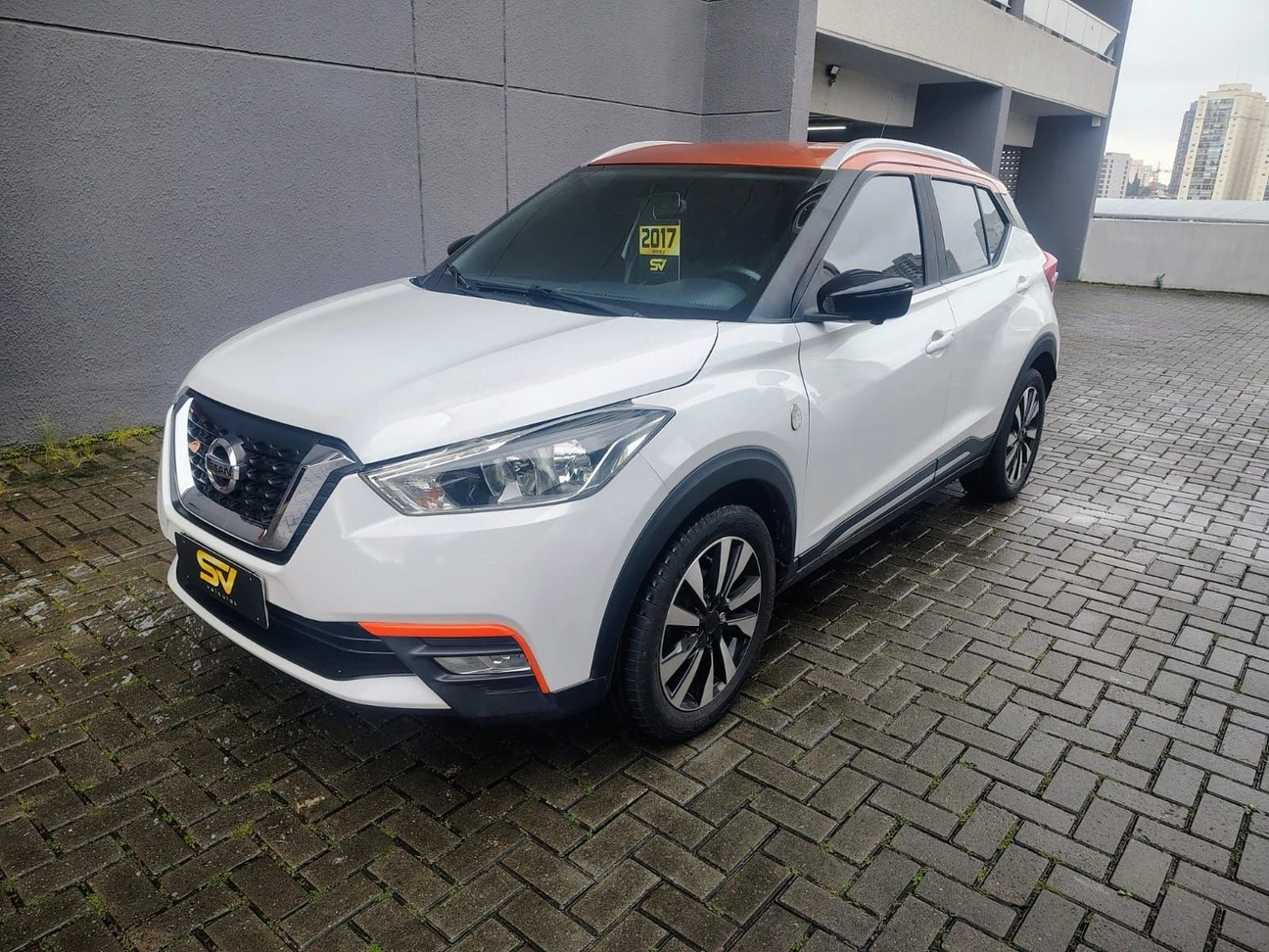 NISSAN KICKS
