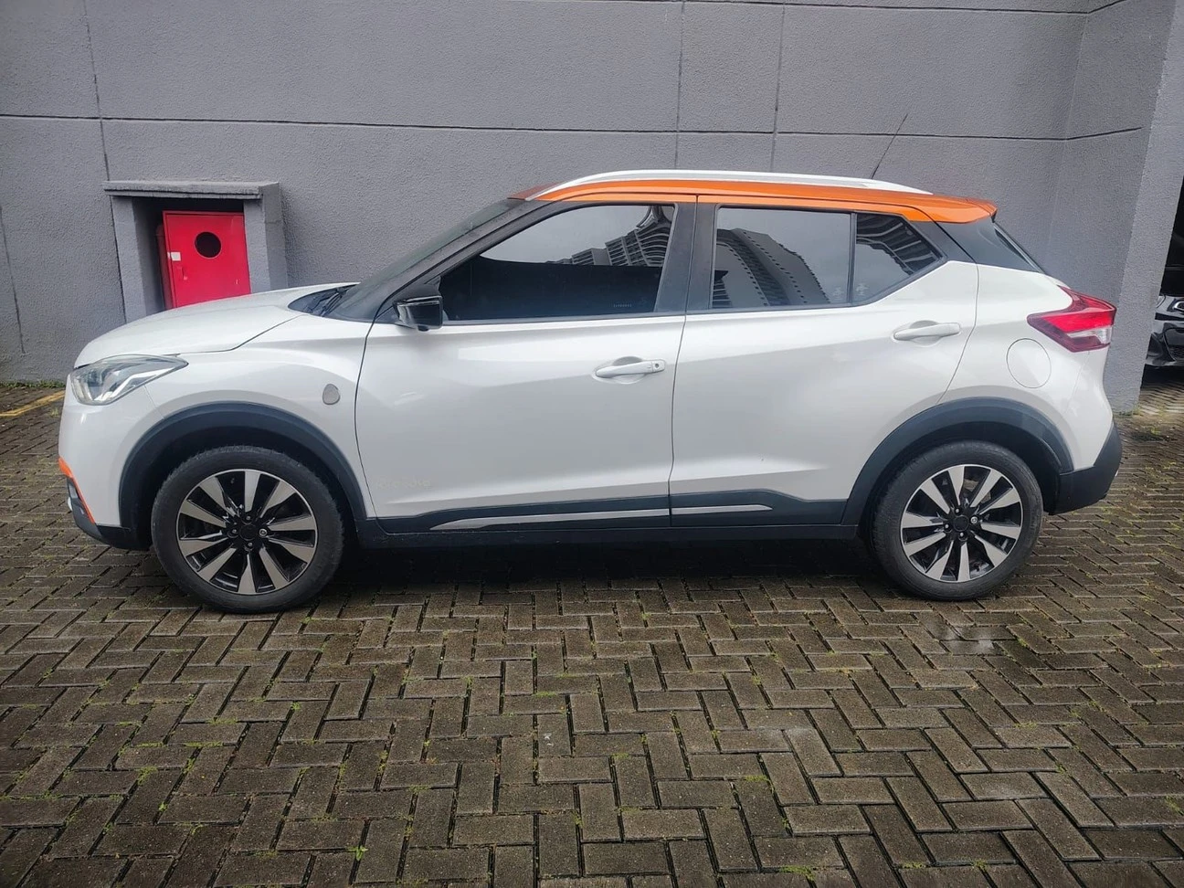NISSAN KICKS