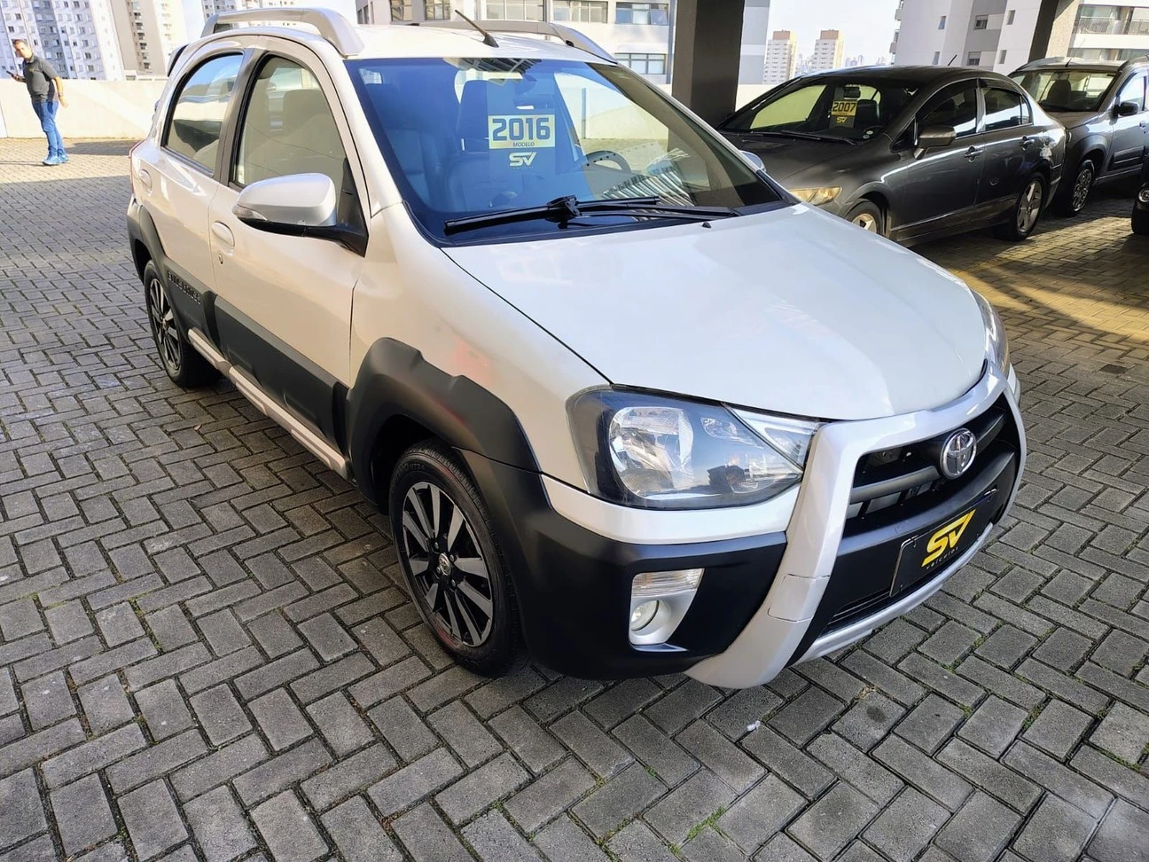 TOYOTA ETIOS CROSS