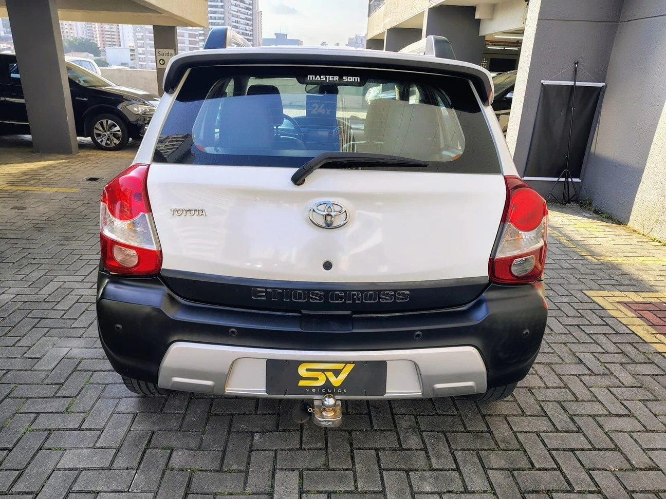 TOYOTA ETIOS CROSS
