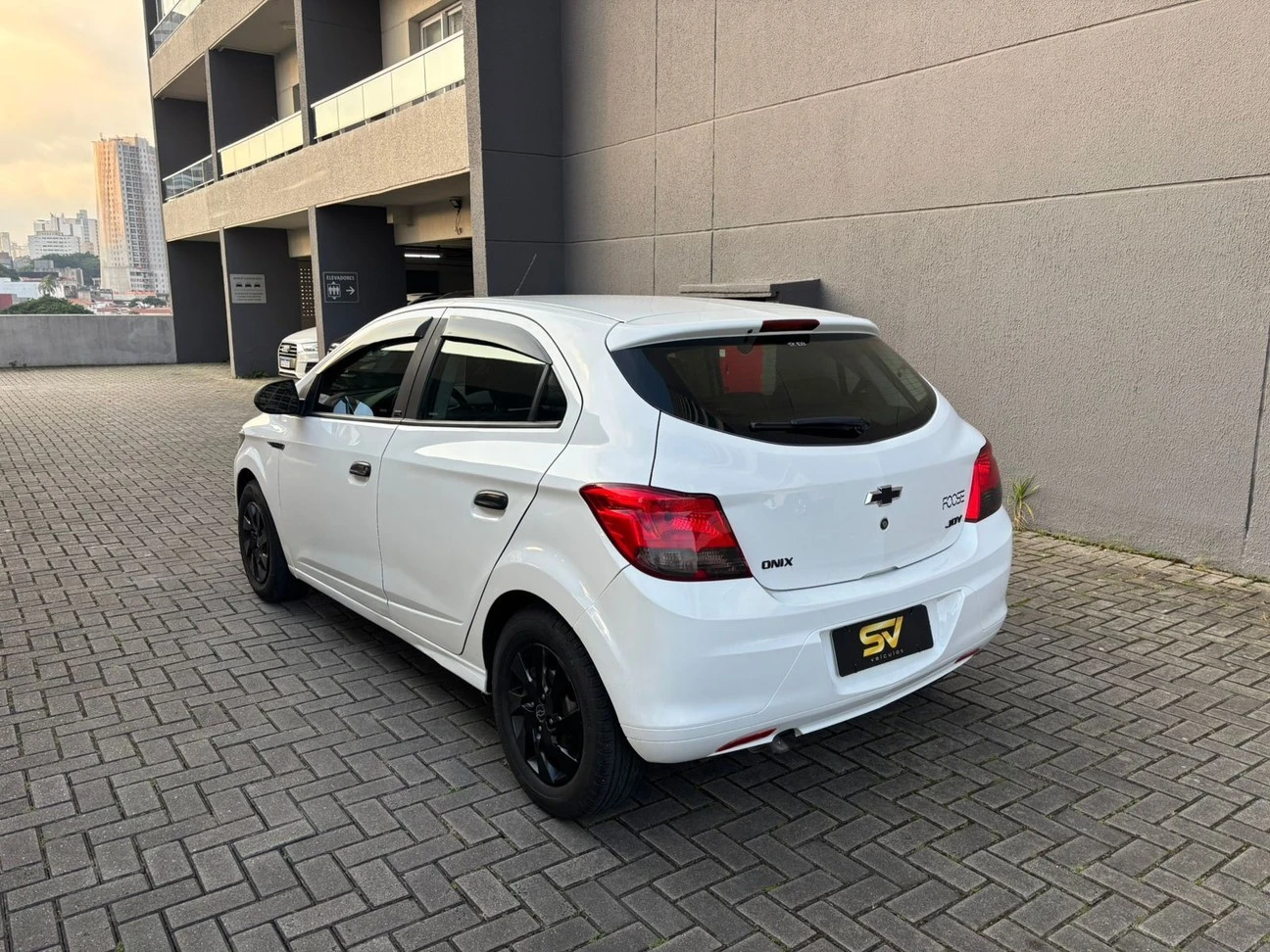 CHEVROLET ONIX