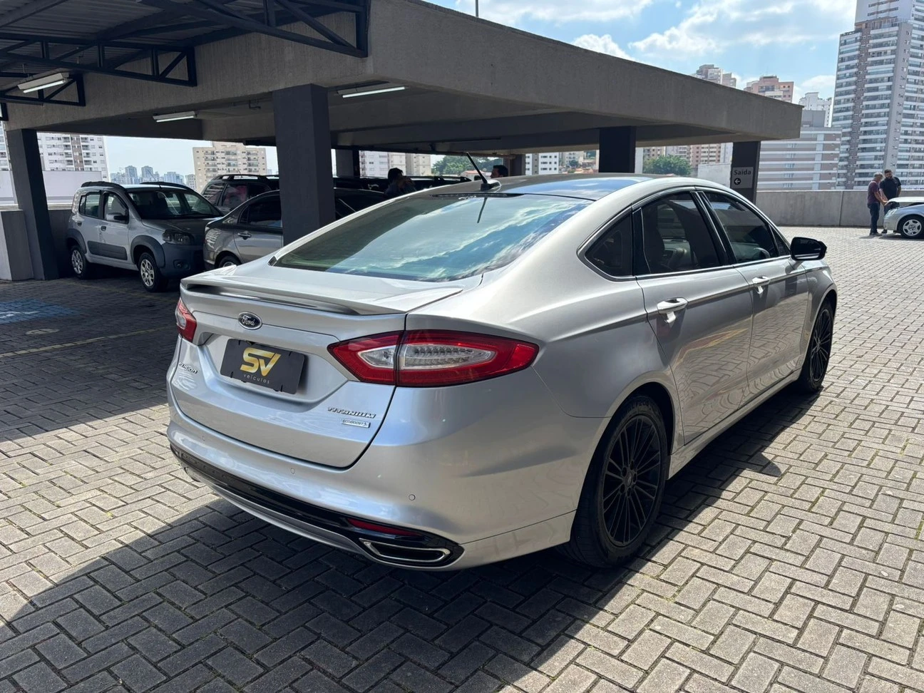 FORD FUSION