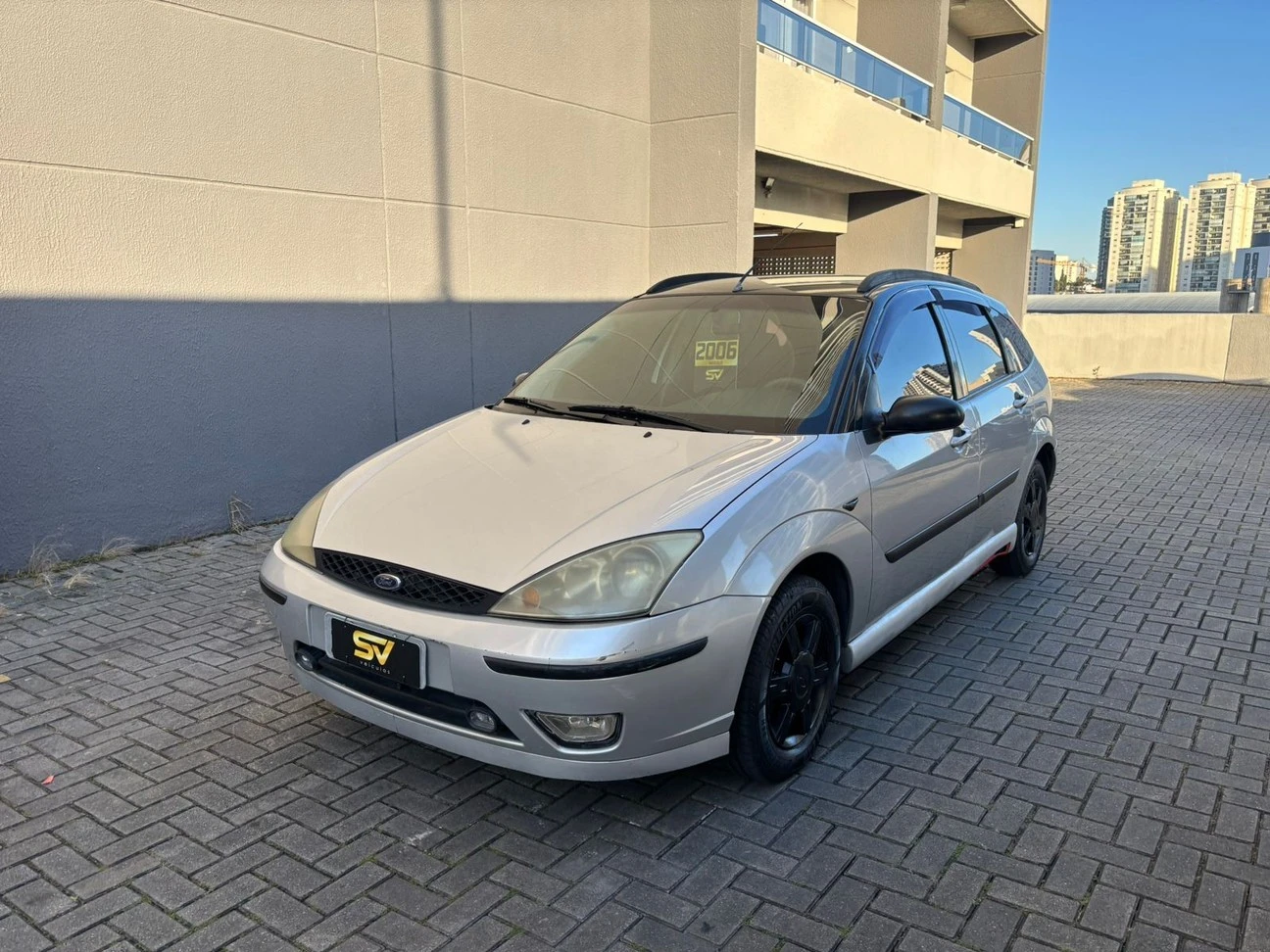 FORD FOCUS