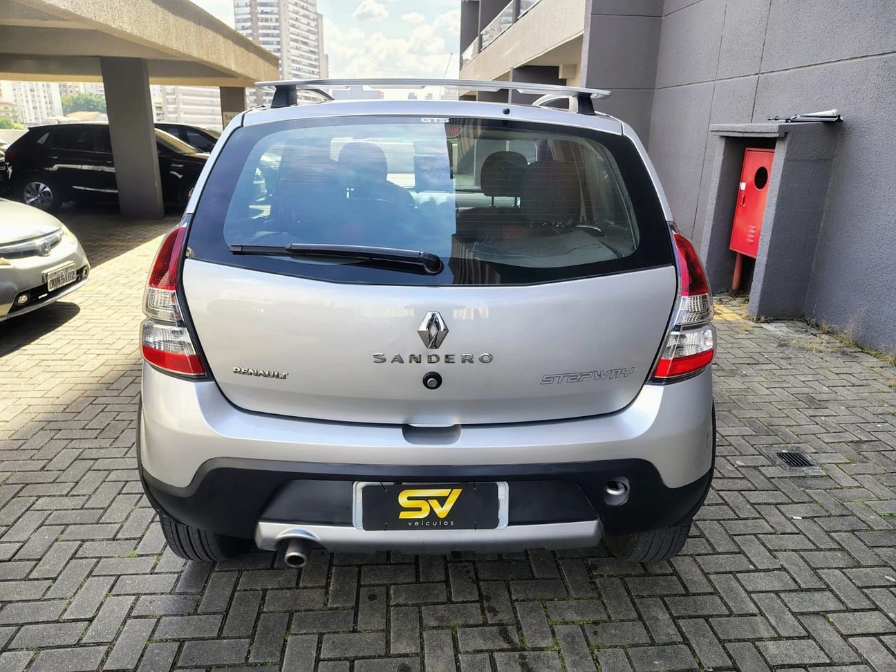 RENAULT SANDERO