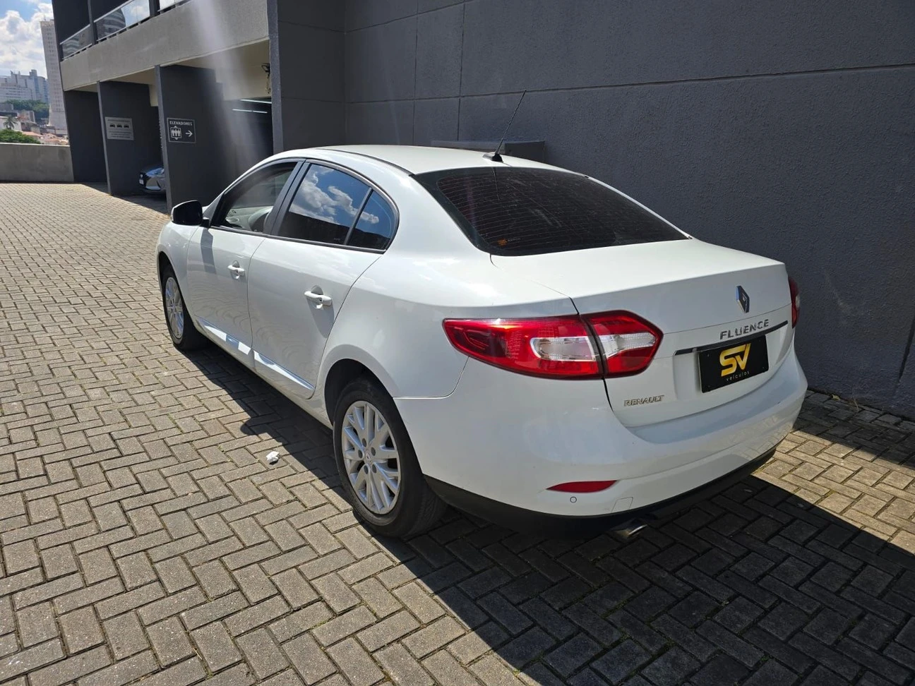 RENAULT FLUENCE
