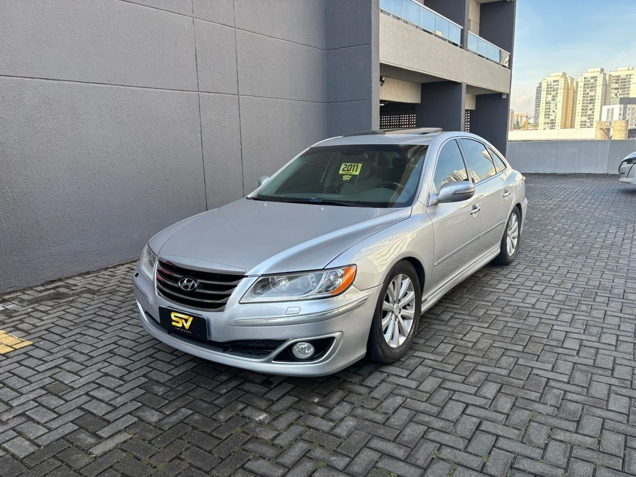 HYUNDAI AZERA