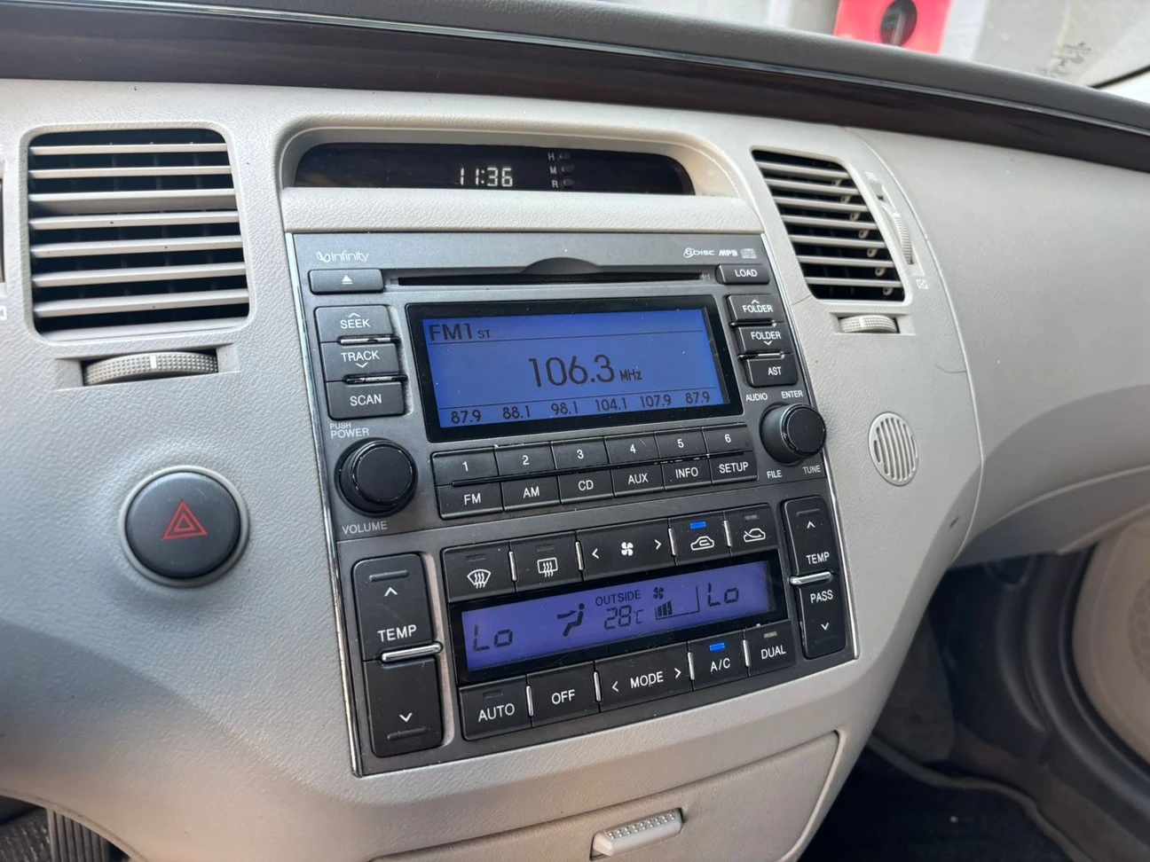 HYUNDAI AZERA