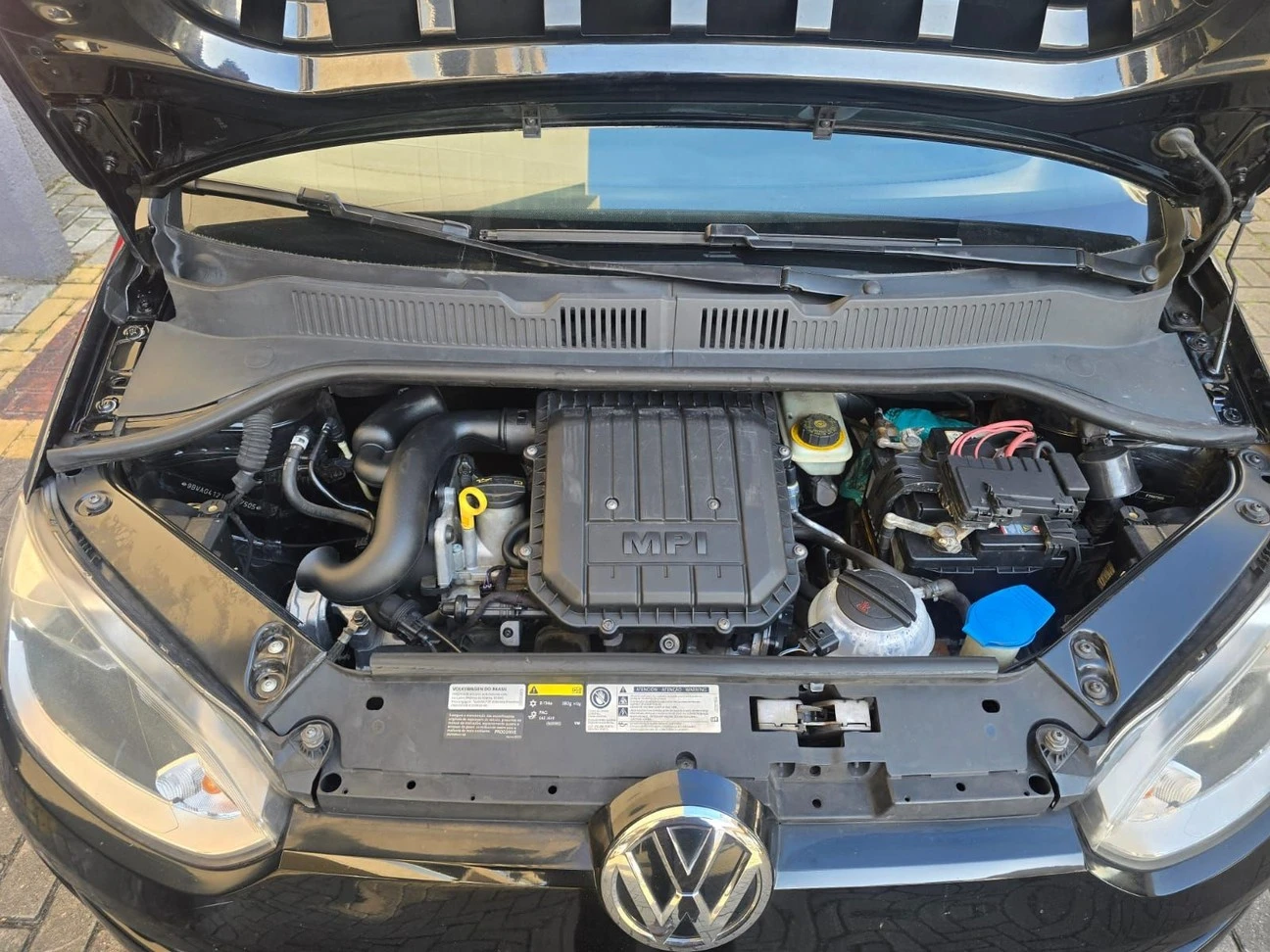 VOLKSWAGEN UP