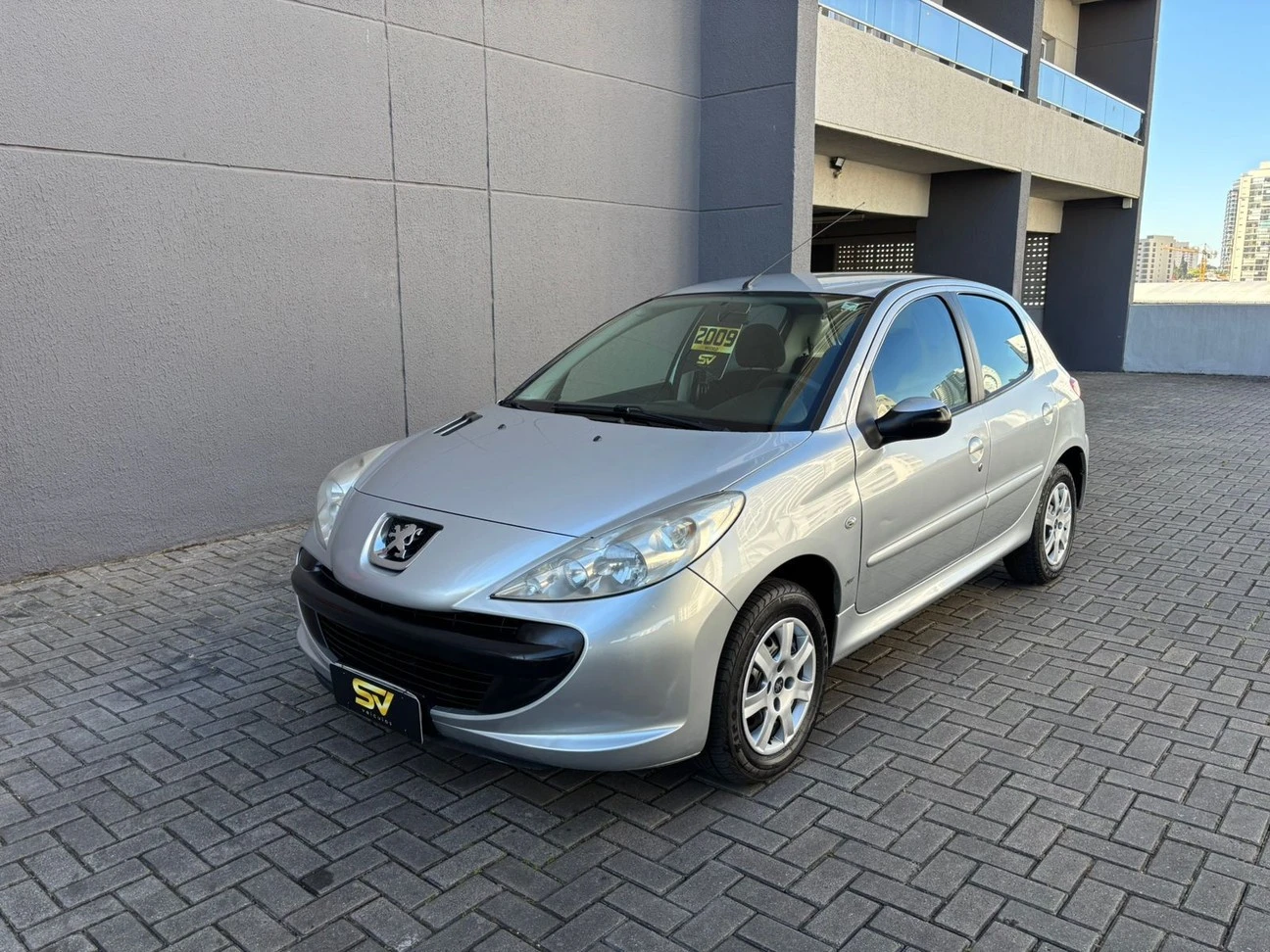 PEUGEOT 207