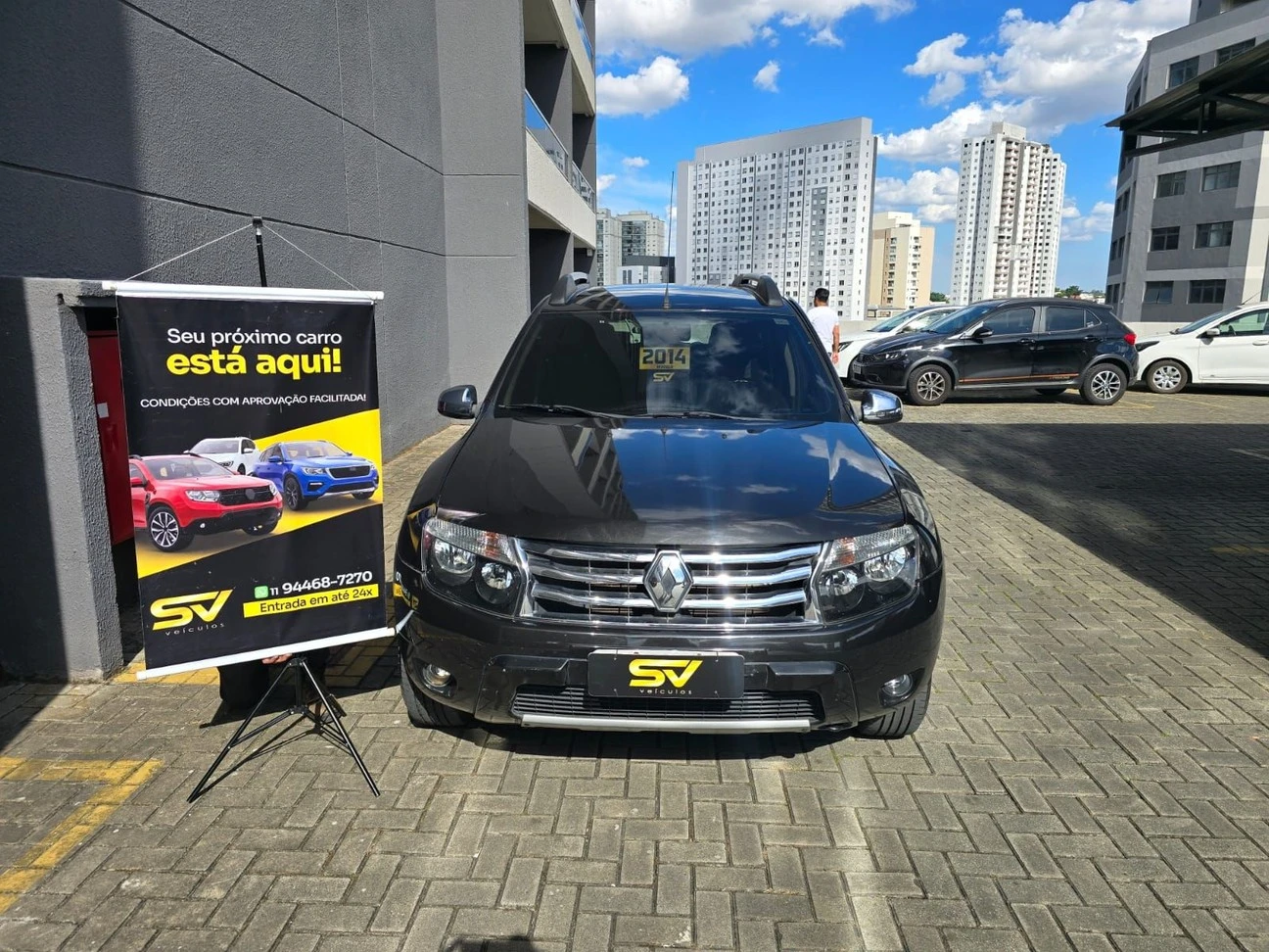 RENAULT DUSTER