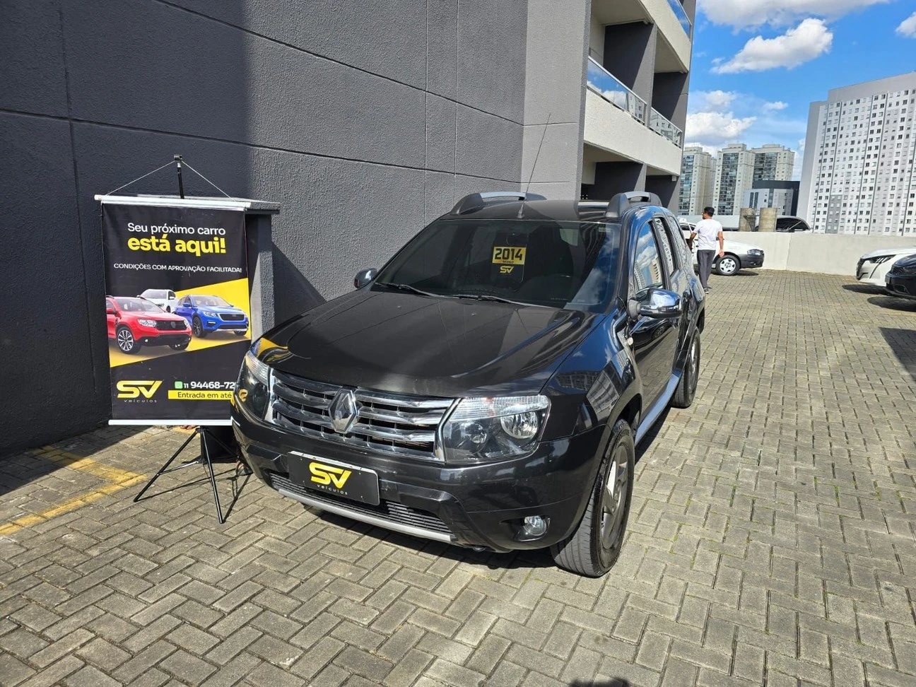 RENAULT DUSTER