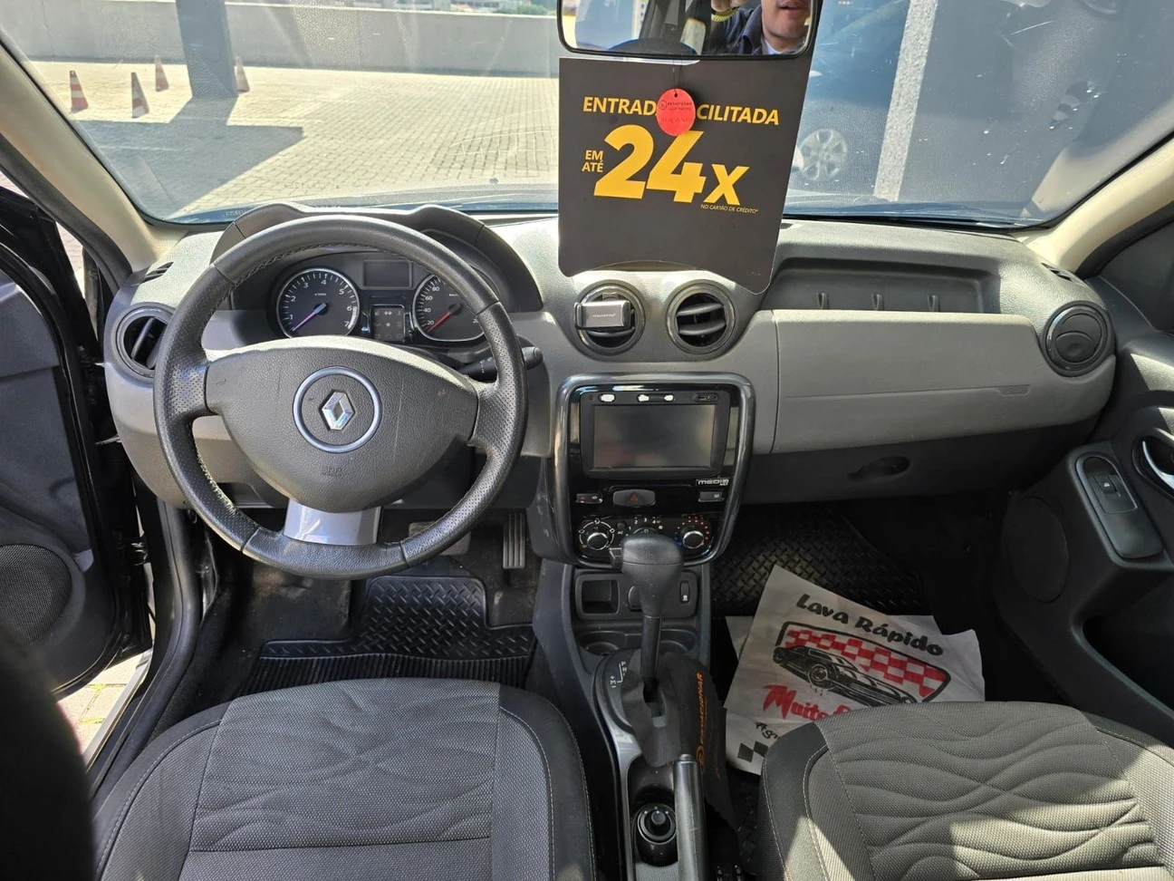 RENAULT DUSTER