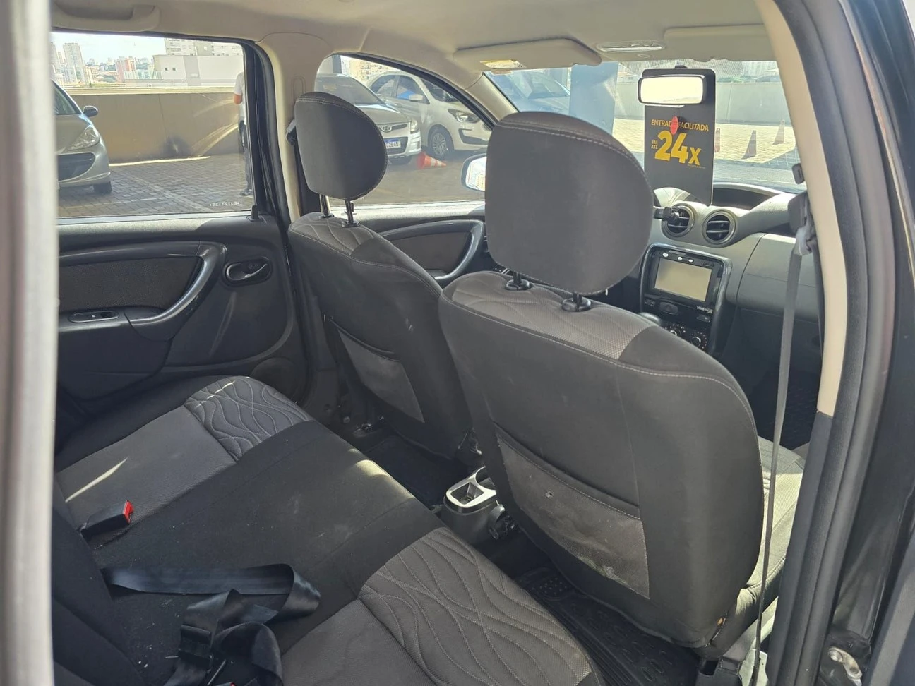 RENAULT DUSTER