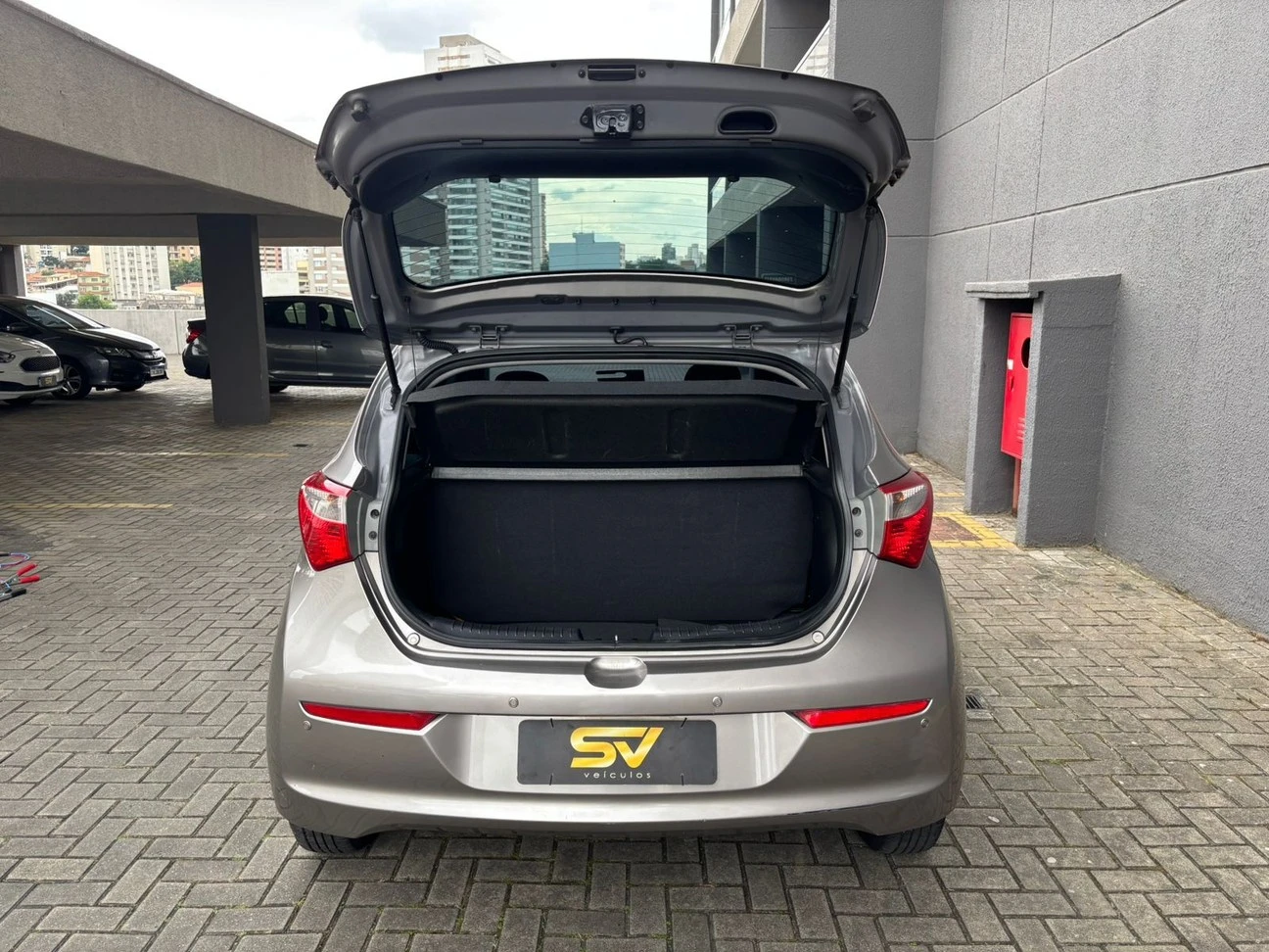 HYUNDAI HB20