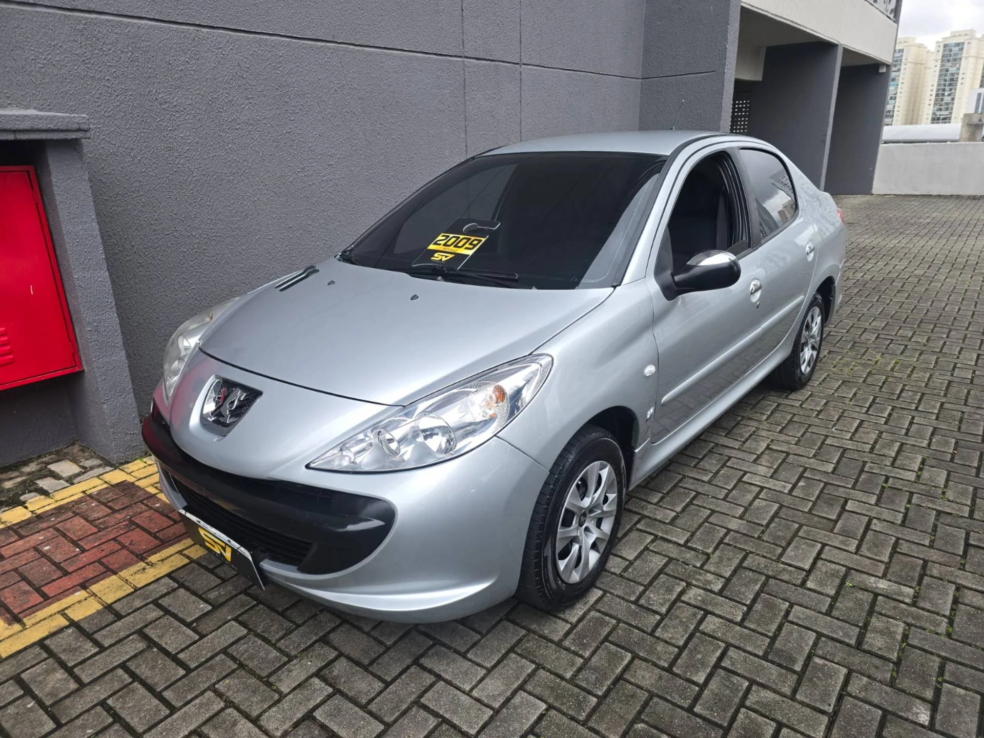 PEUGEOT 207