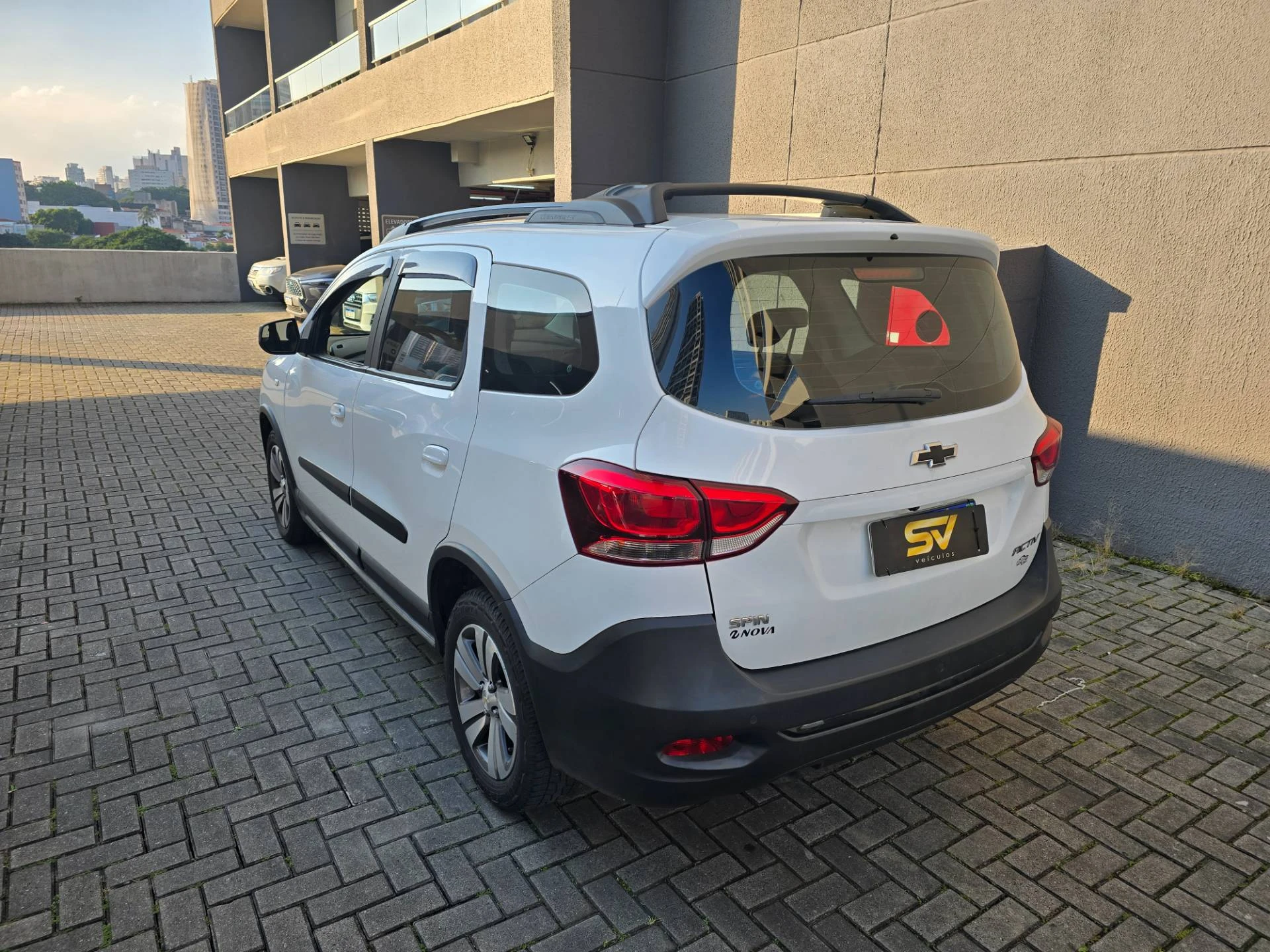 CHEVROLET SPIN