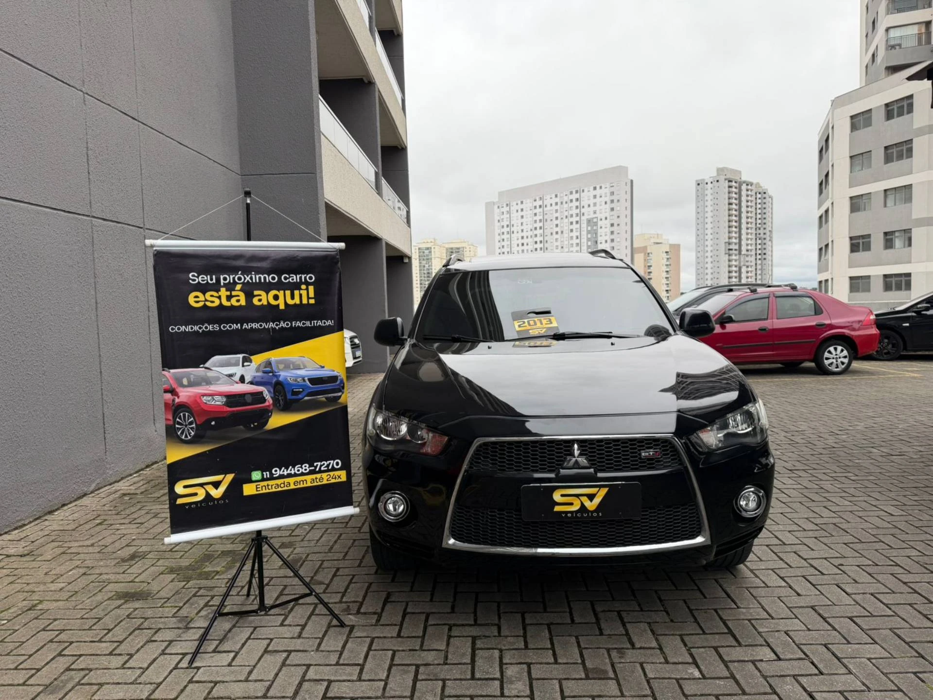MITSUBISHI OUTLANDER