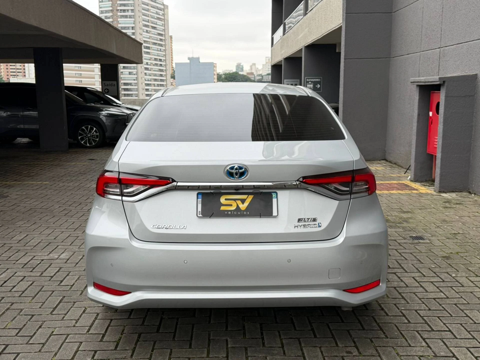 TOYOTA COROLLA