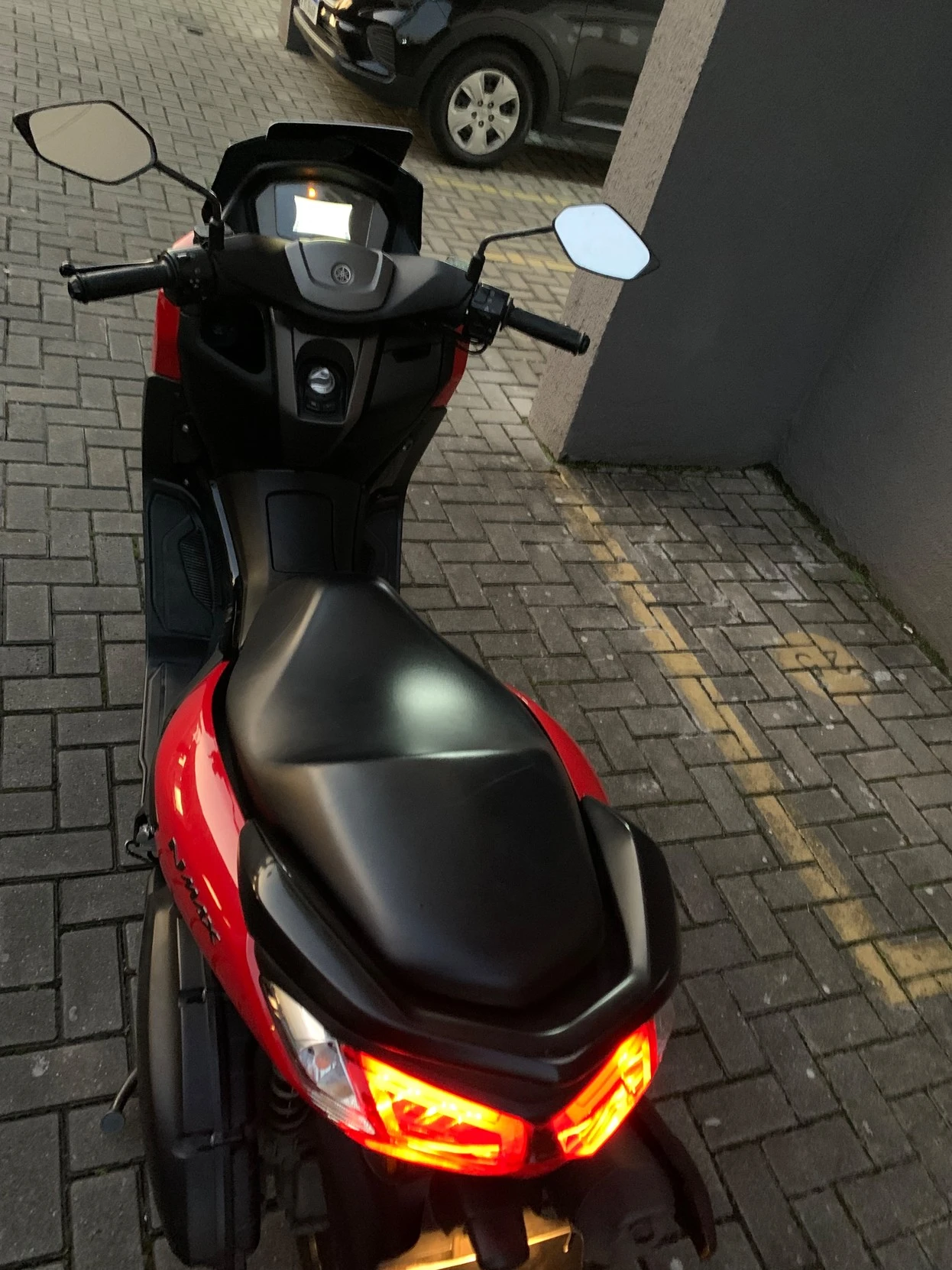 YAMAHA NMAX 160 ABS