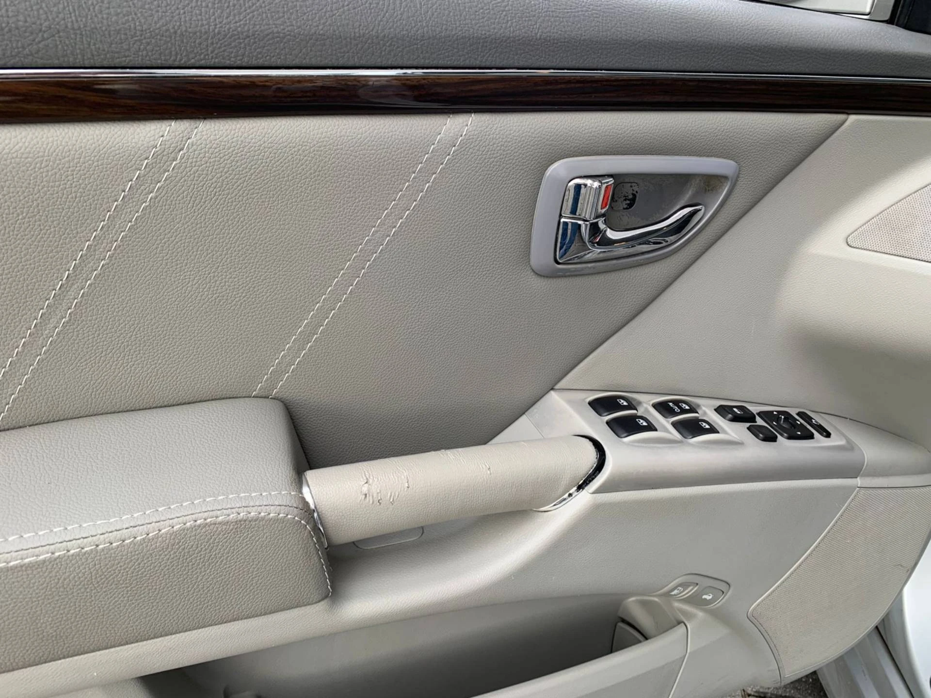 HYUNDAI AZERA