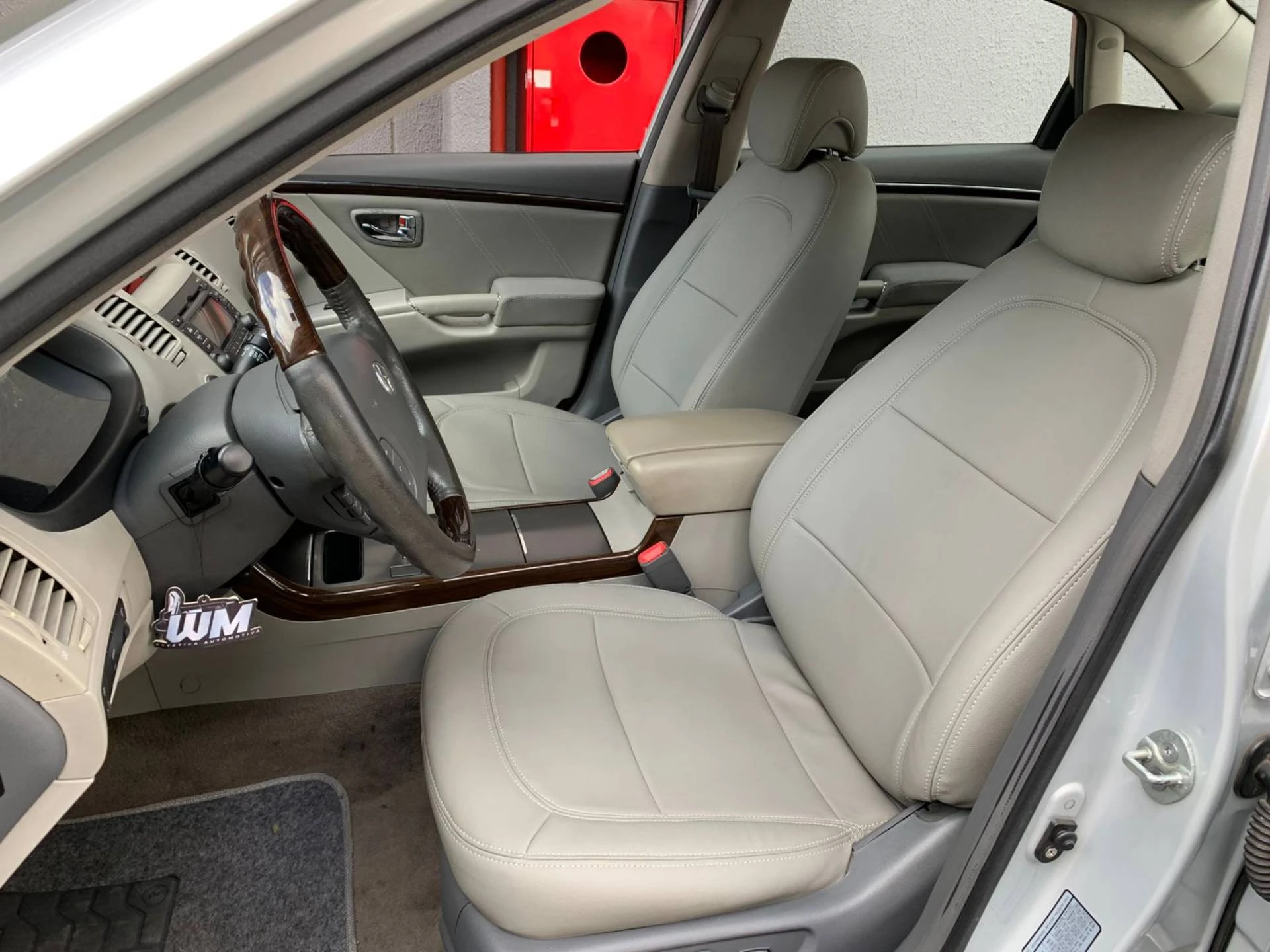 HYUNDAI AZERA