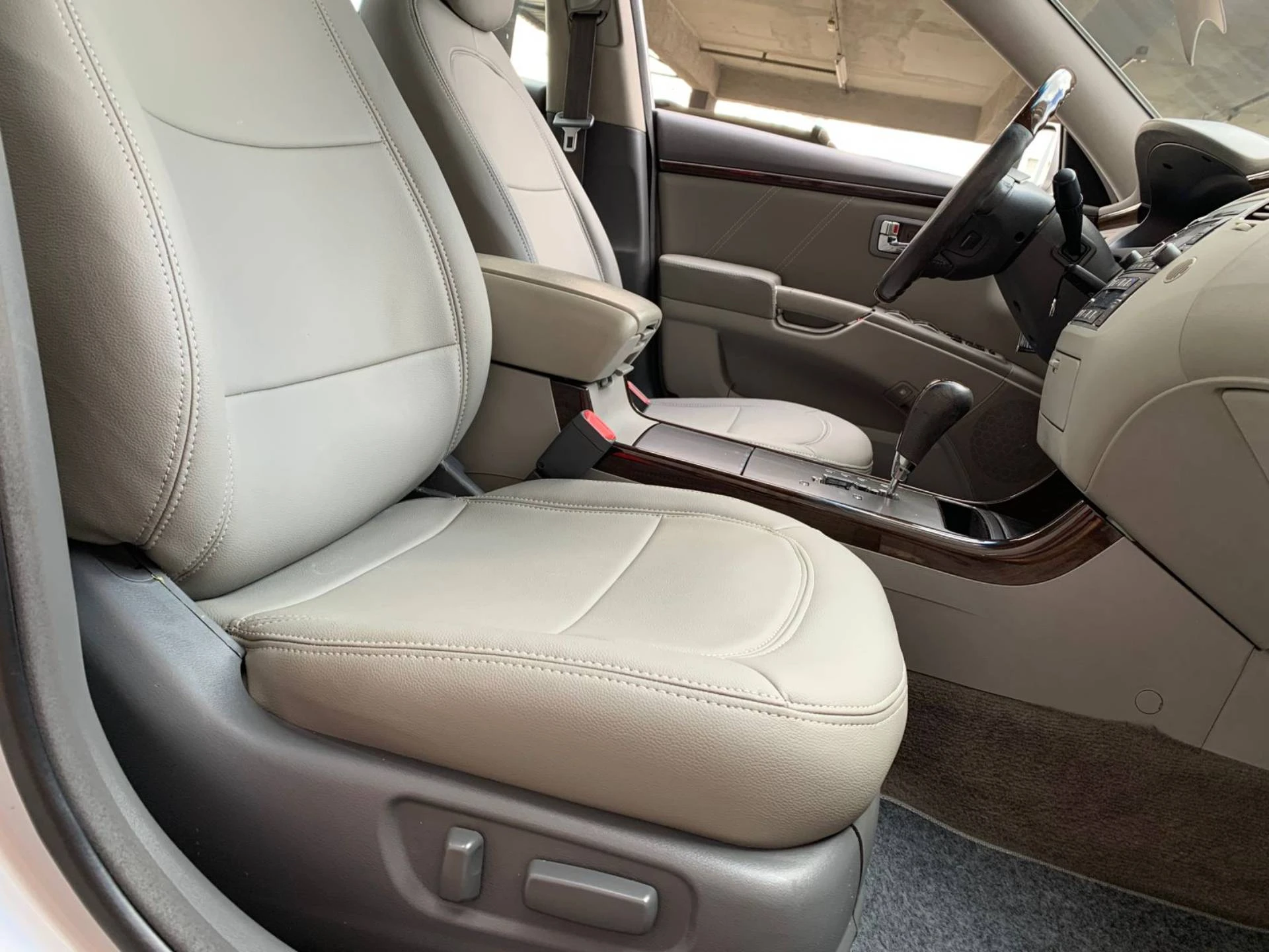HYUNDAI AZERA