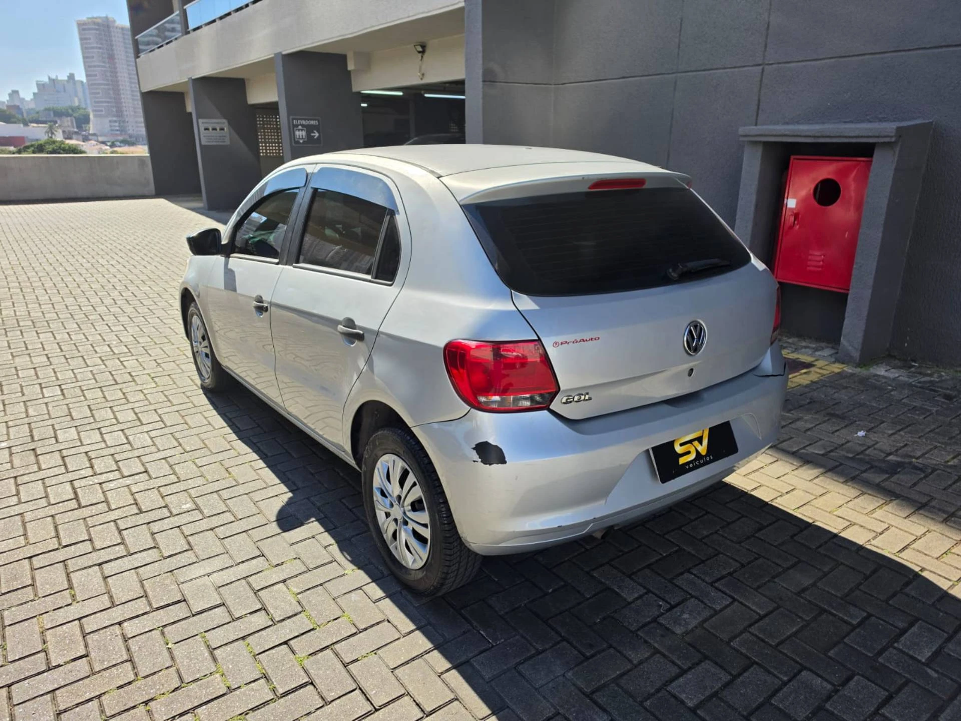 VOLKSWAGEN GOL