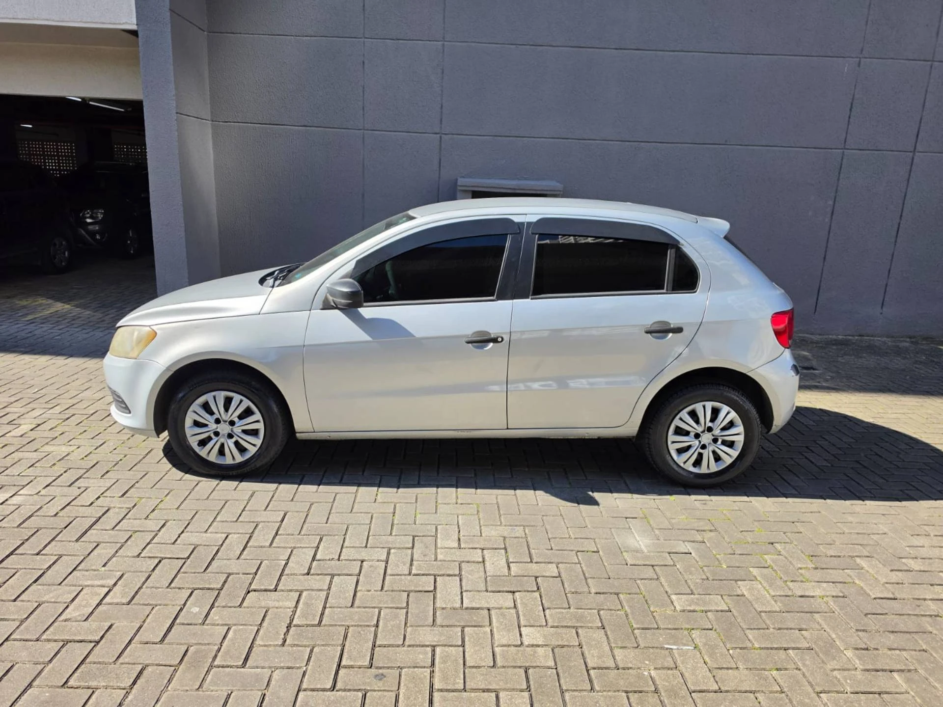 VOLKSWAGEN GOL