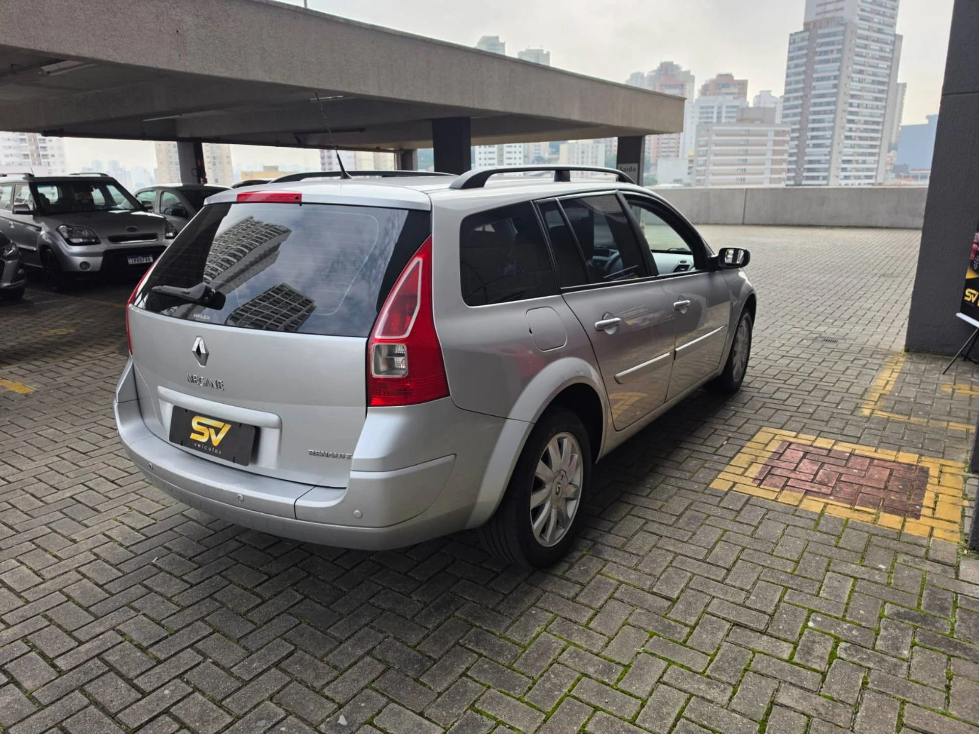 RENAULT MEGANE