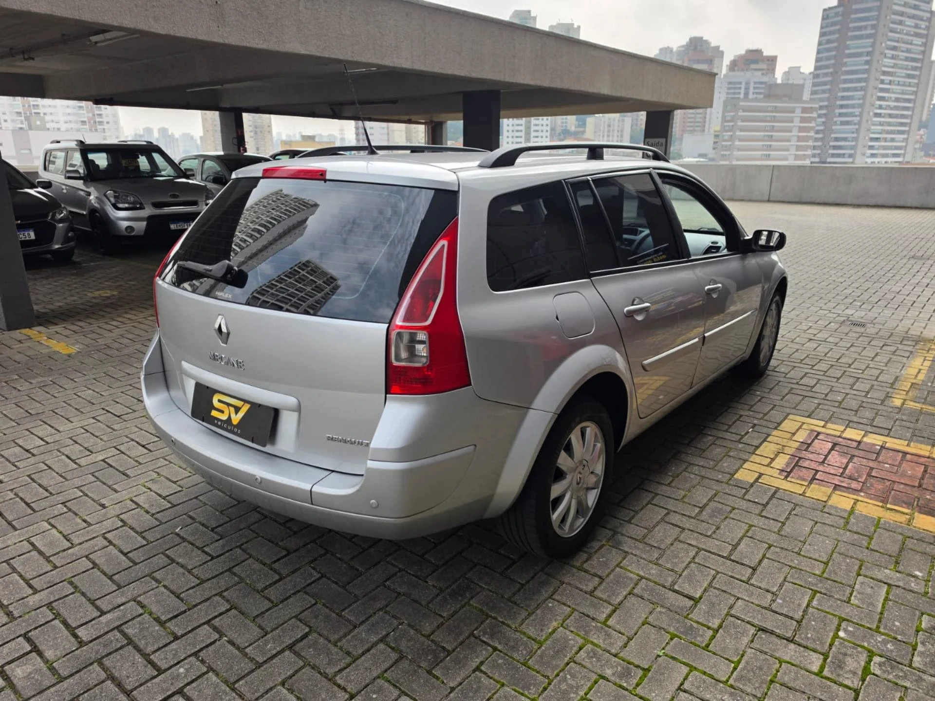 RENAULT MEGANE