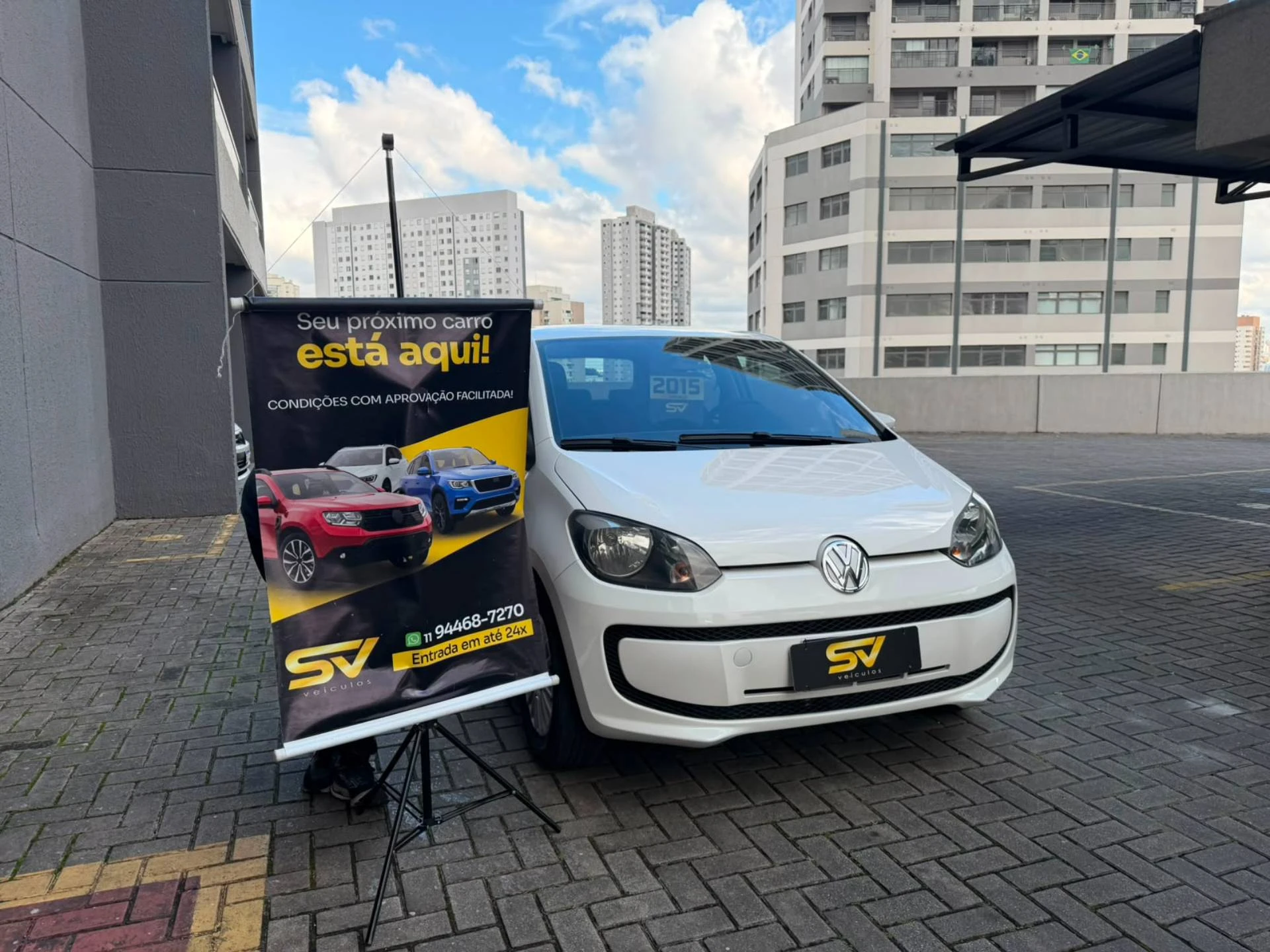 VOLKSWAGEN UP