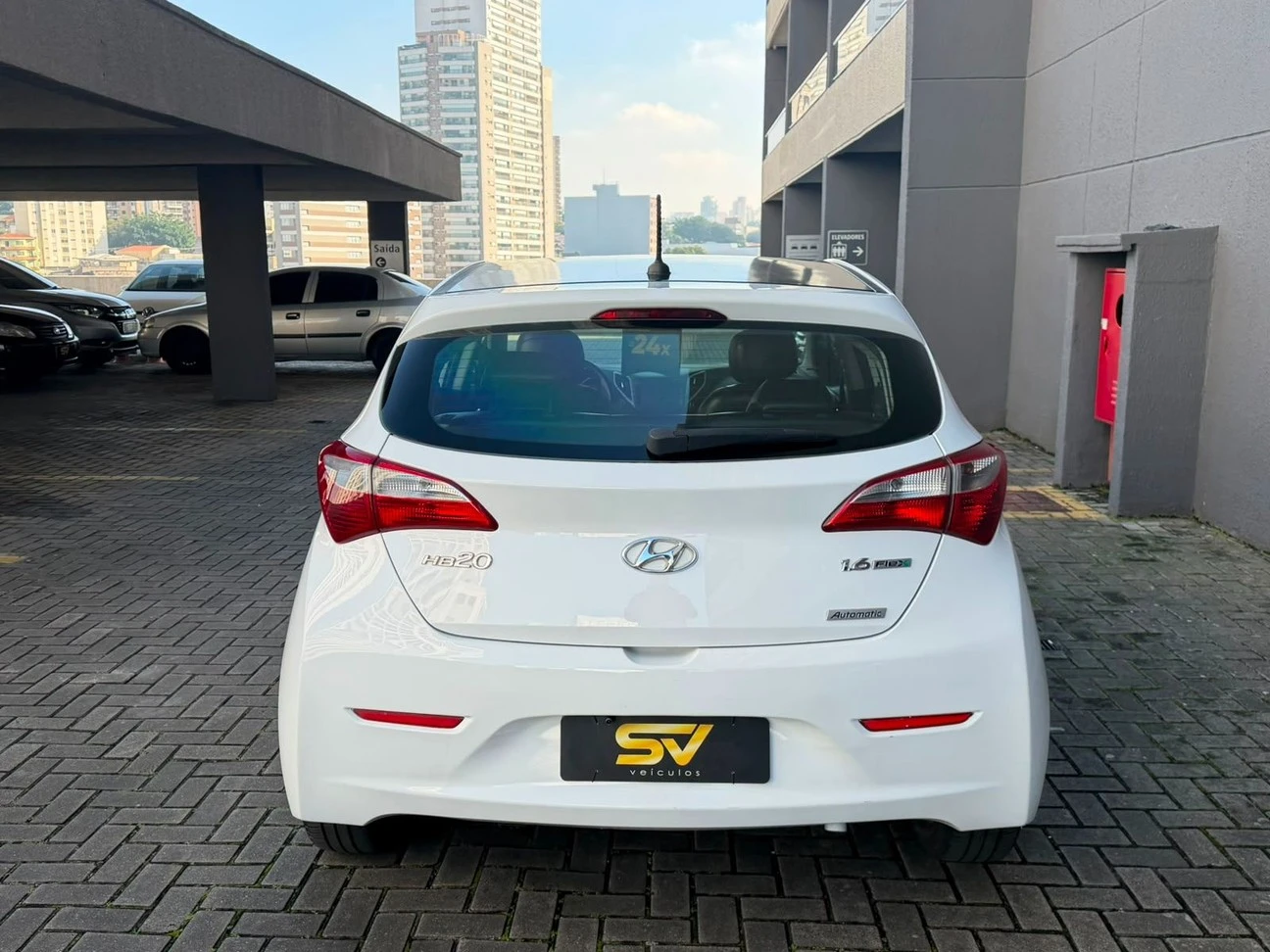 HYUNDAI HB20