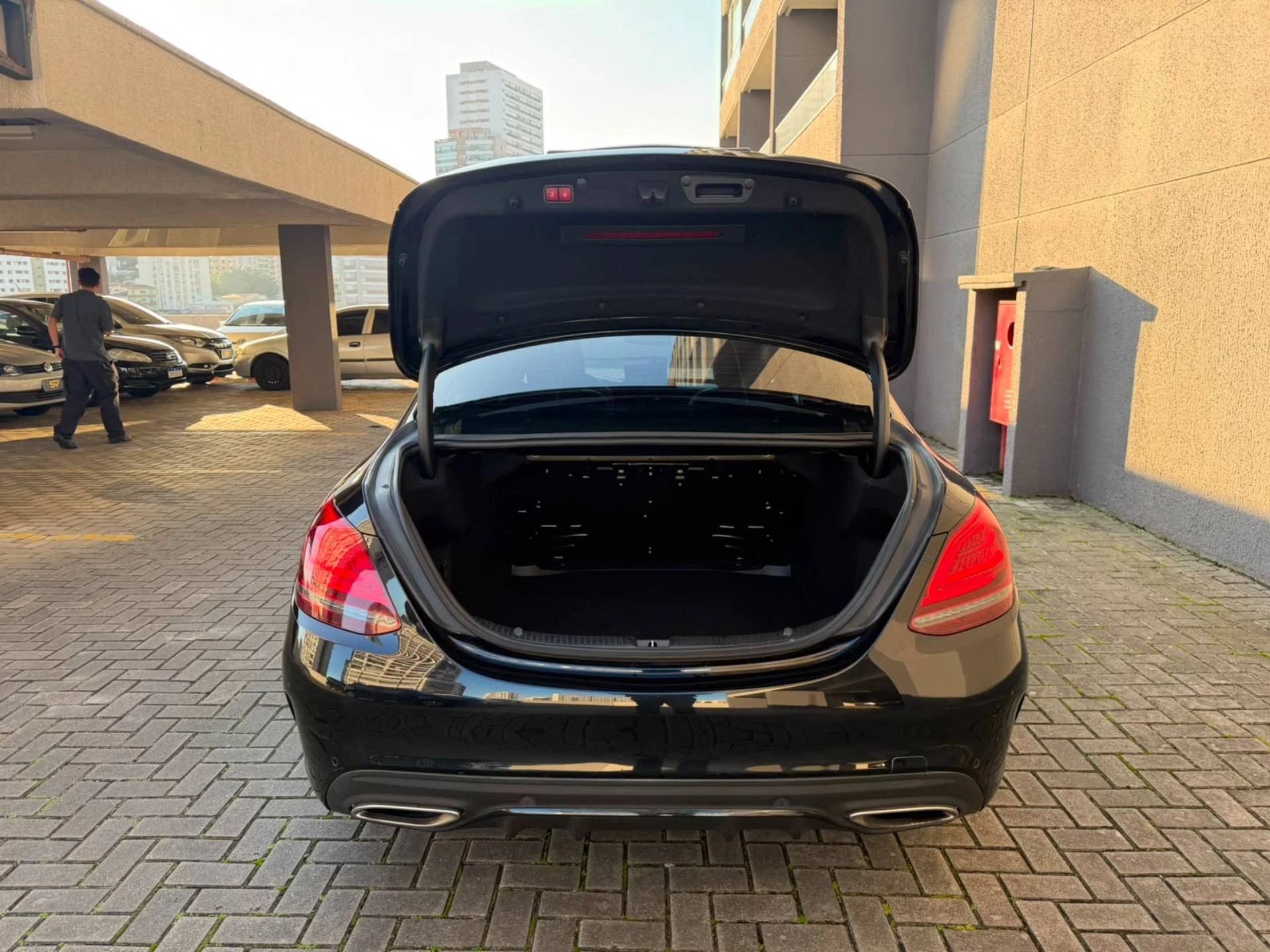 MERCEDES-BENZ C 300